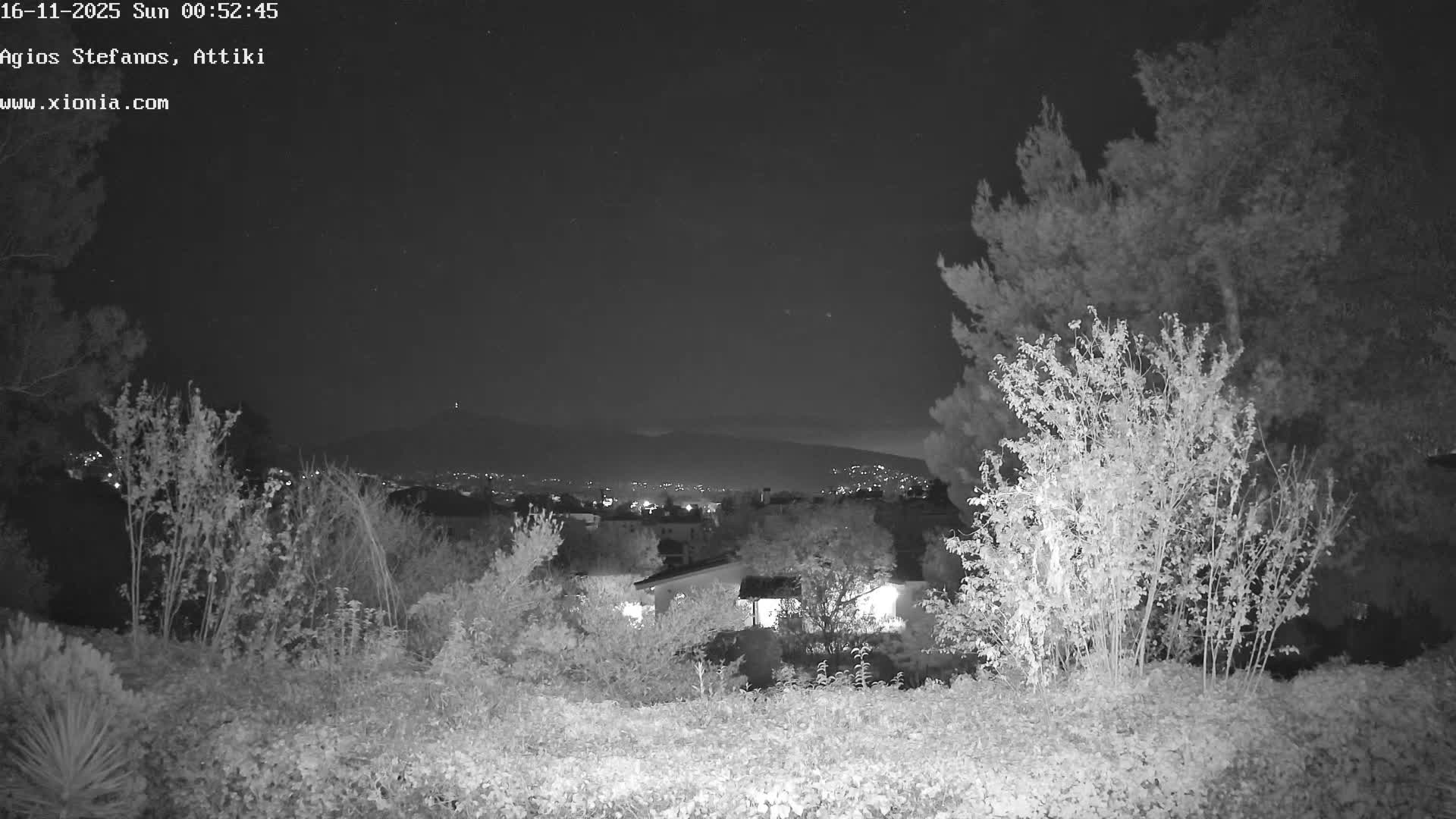 Dionysos, Agios Stefanos Skyline & Mount Pentelicus (Pentéli Óros) Live Cam  - Dasos Kouremenou, Ágios Stéfanos, Diónysos, East Attica (Anatolikís Attikís) , Athens (Athína), Attica (Attikí), Greece