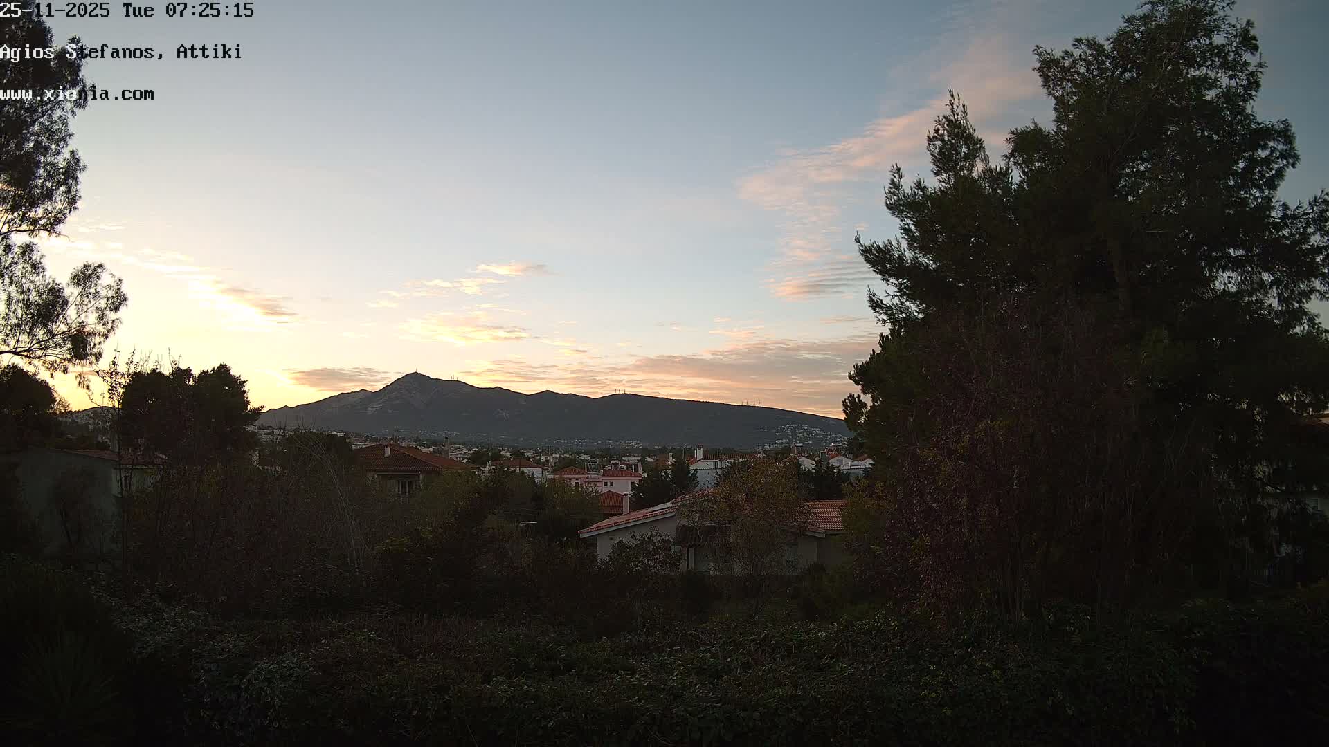 Dionysos, Agios Stefanos Skyline & Mount Pentelicus (Pentéli Óros) Live Cam  - Dasos Kouremenou, Ágios Stéfanos, Diónysos, East Attica (Anatolikís Attikís) , Athens (Athína), Attica (Attikí), Greece