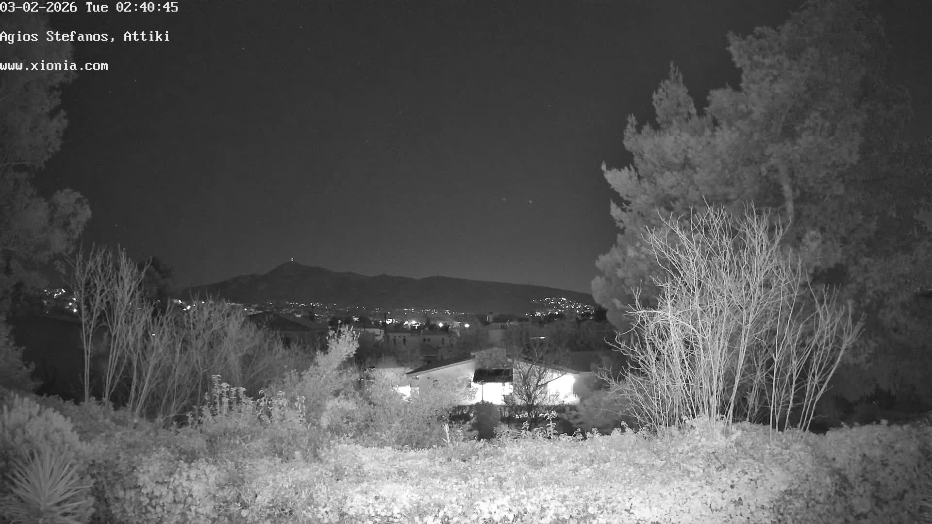 Dionysos, Agios Stefanos Skyline & Mount Pentelicus (Pentéli Óros) Live Cam  - Dasos Kouremenou, Ágios Stéfanos, Diónysos, East Attica (Anatolikís Attikís) , Athens (Athína), Attica (Attikí), Greece