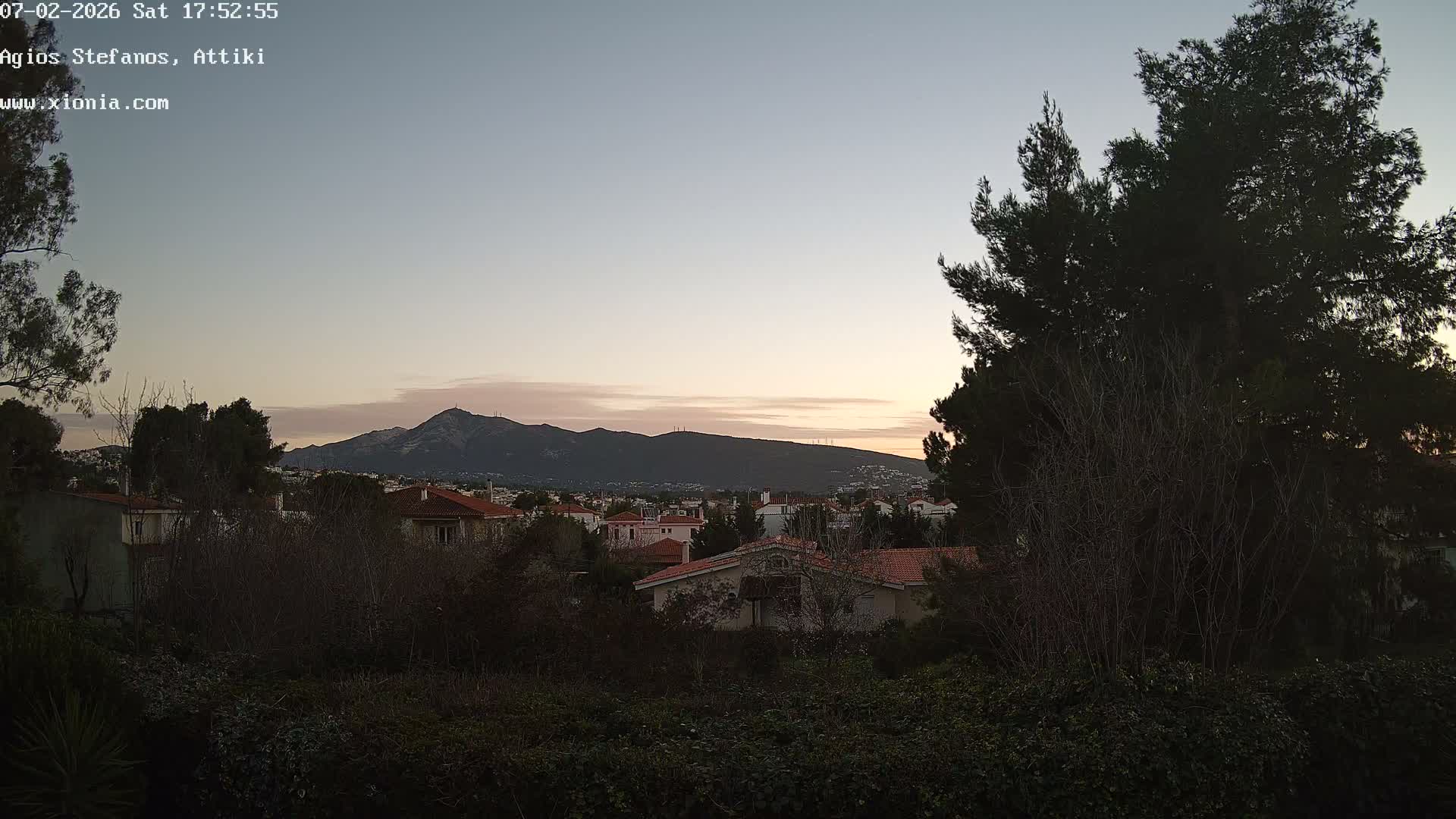 Dionysos, Agios Stefanos Skyline & Mount Pentelicus (Pentéli Óros) Live Cam  - Dasos Kouremenou, Ágios Stéfanos, Diónysos, East Attica (Anatolikís Attikís) , Athens (Athína), Attica (Attikí), Greece