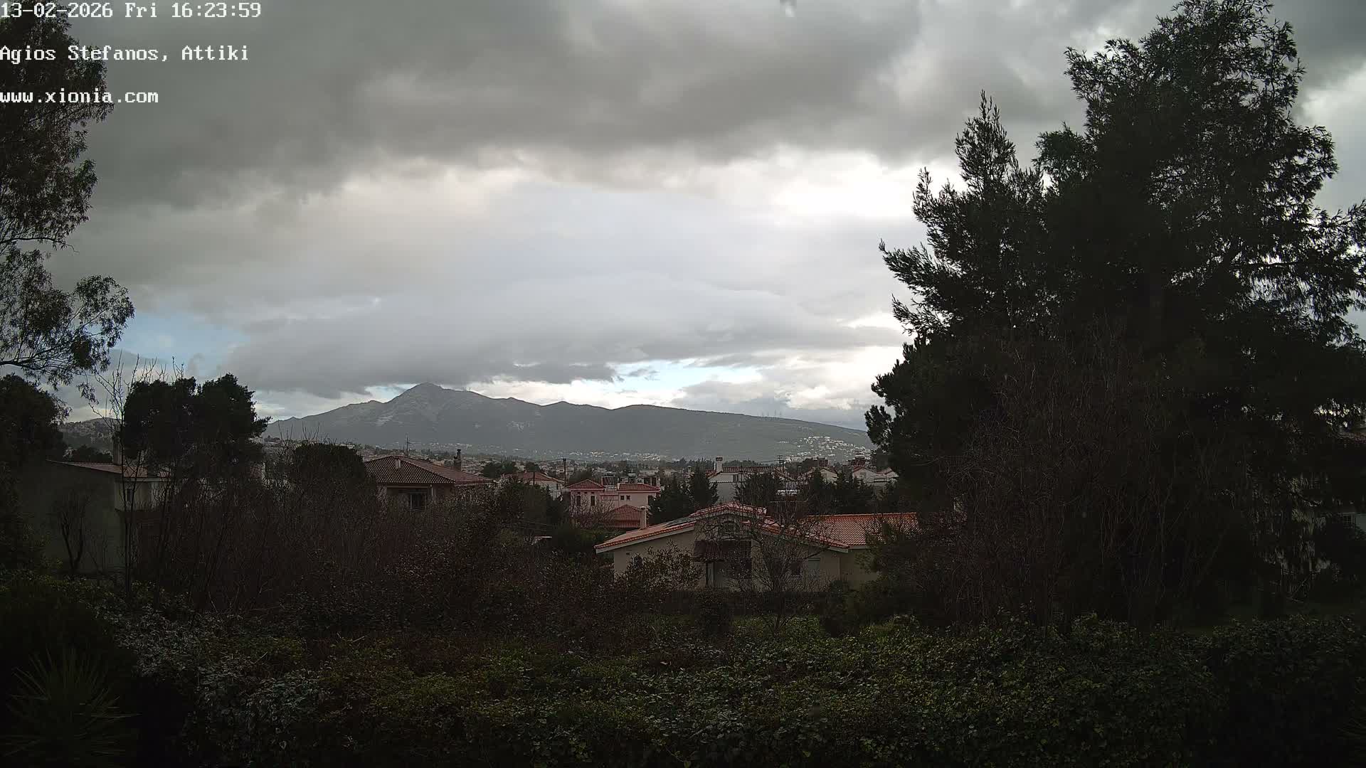 Dionysos, Agios Stefanos Skyline & Mount Pentelicus (Pentéli Óros) Live Cam  - Dasos Kouremenou, Ágios Stéfanos, Diónysos, East Attica (Anatolikís Attikís) , Athens (Athína), Attica (Attikí), Greece