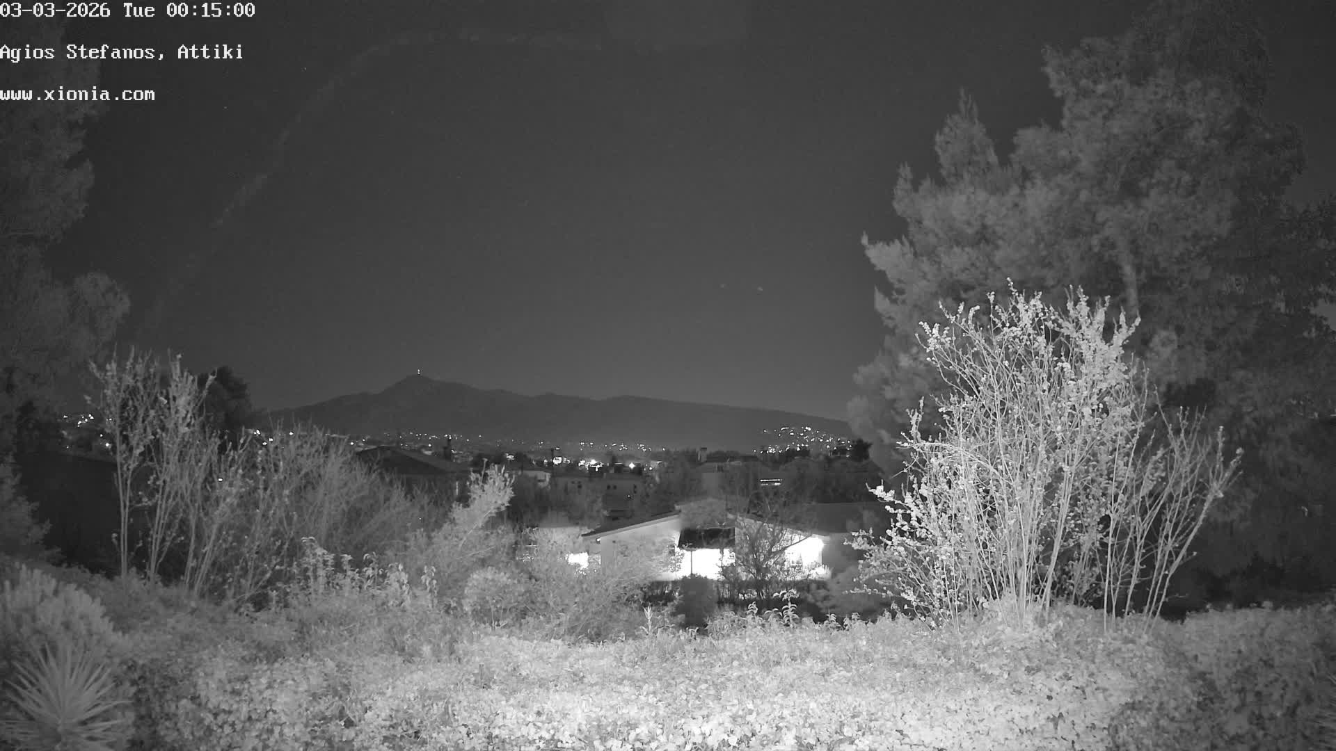 Dionysos, Agios Stefanos Skyline & Mount Pentelicus (Pentéli Óros) Live Cam  - Dasos Kouremenou, Ágios Stéfanos, Diónysos, East Attica (Anatolikís Attikís) , Athens (Athína), Attica (Attikí), Greece