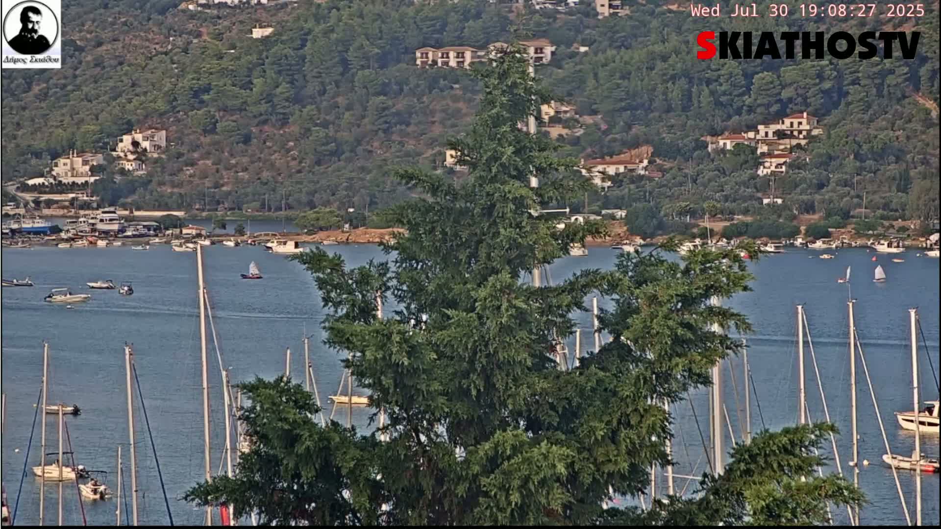 Skiathos Island, Skiathos Skyline Live Cam - Skiáthos, Sporades, Thessaly & Central Greece (Thessalía), Greece