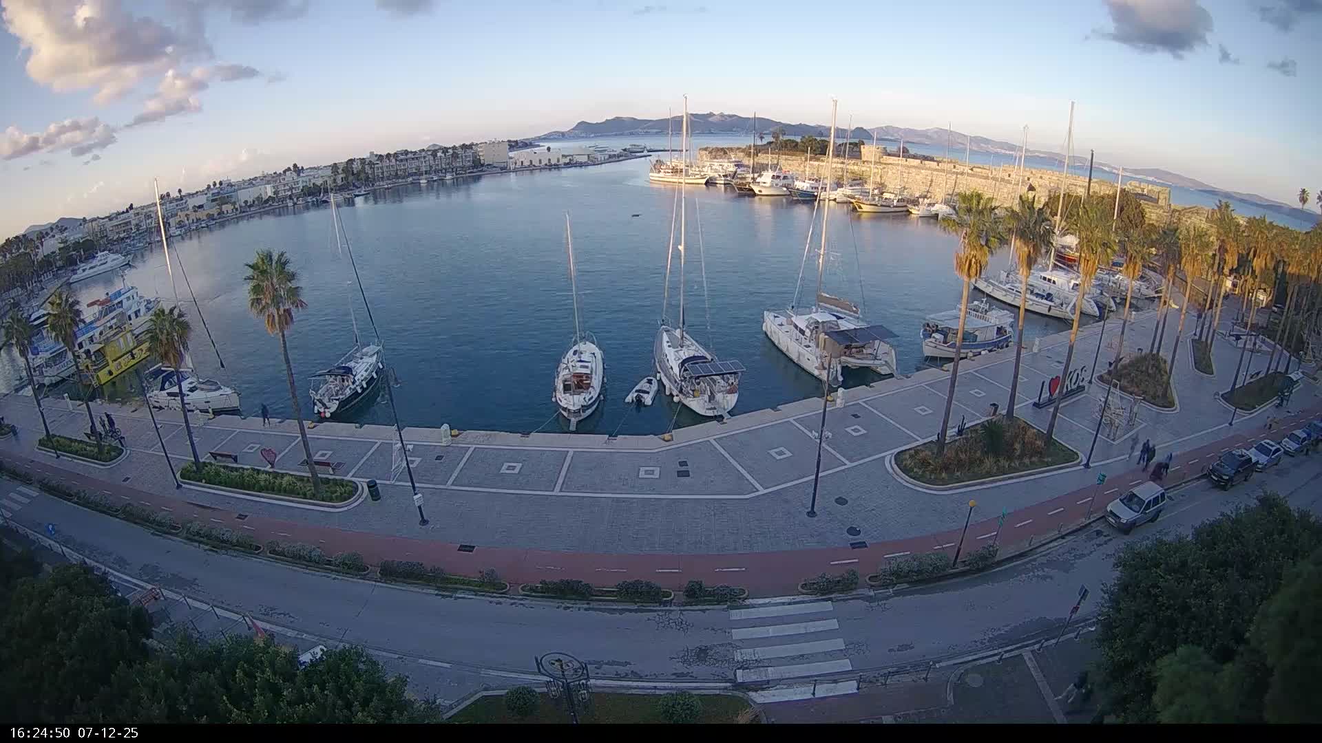 Kos City, Kos Island Harbour, Nerantzia Castle & Turkey Mainland View Live Cam - Kos, Dodacanese,  South Aegean (Periféreia Notíou Aigaíou), Greece