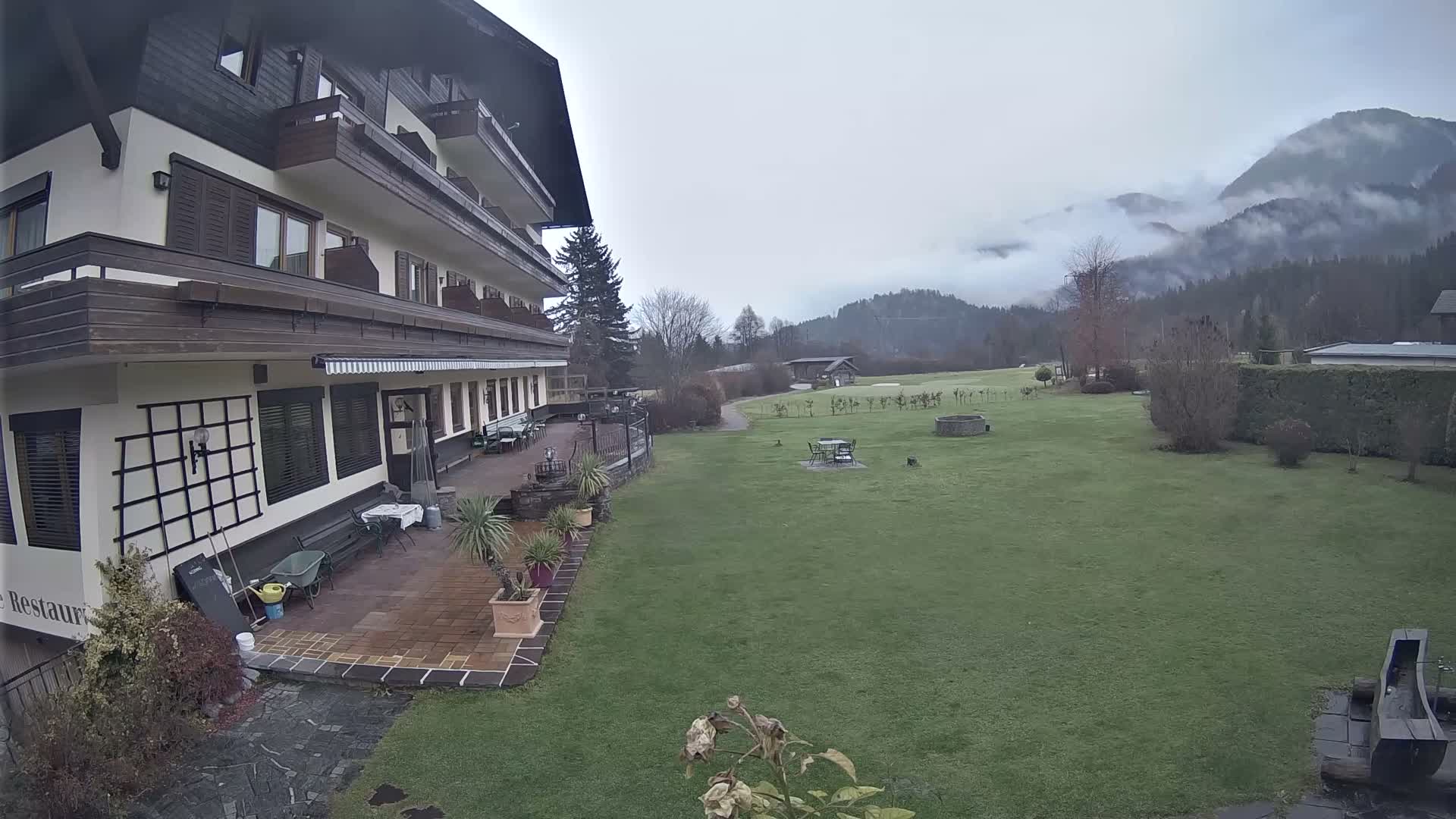 Berg im Drautal, GolfHotel Berghof & Drautalgolf Field Live Cam - Tratten, Berg im Drautal, Spittal an der Drau, Carinthia, Austria