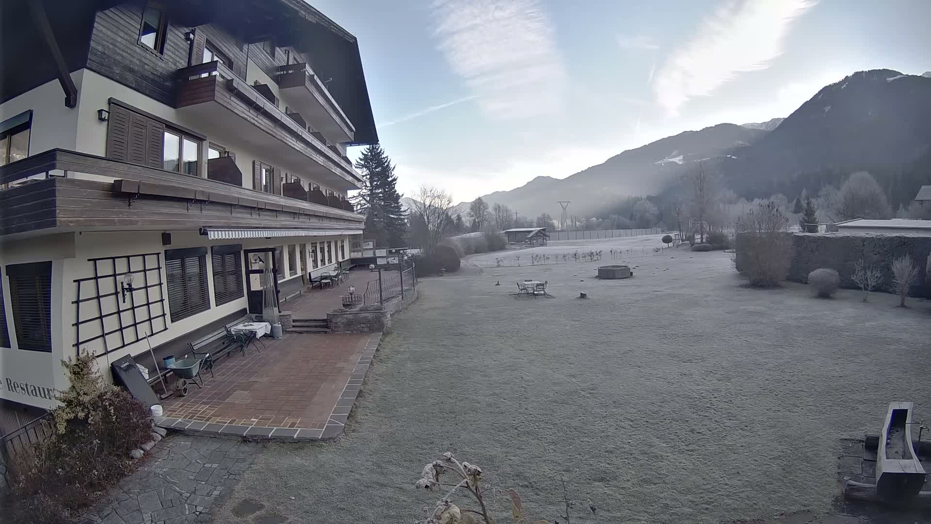 Berg im Drautal, GolfHotel Berghof & Drautalgolf Field Live Cam - Tratten, Berg im Drautal, Spittal an der Drau, Carinthia, Austria