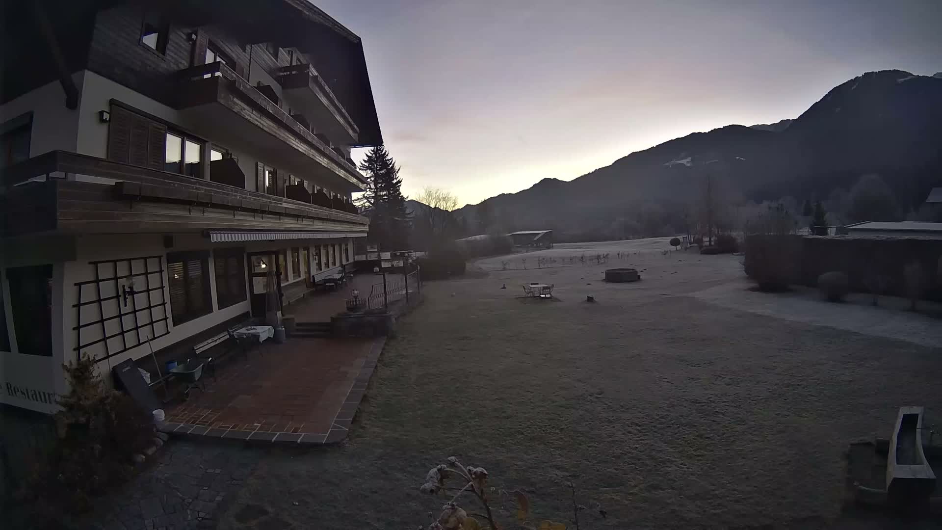 Berg im Drautal, GolfHotel Berghof & Drautalgolf Field Live Cam - Tratten, Berg im Drautal, Spittal an der Drau, Carinthia, Austria