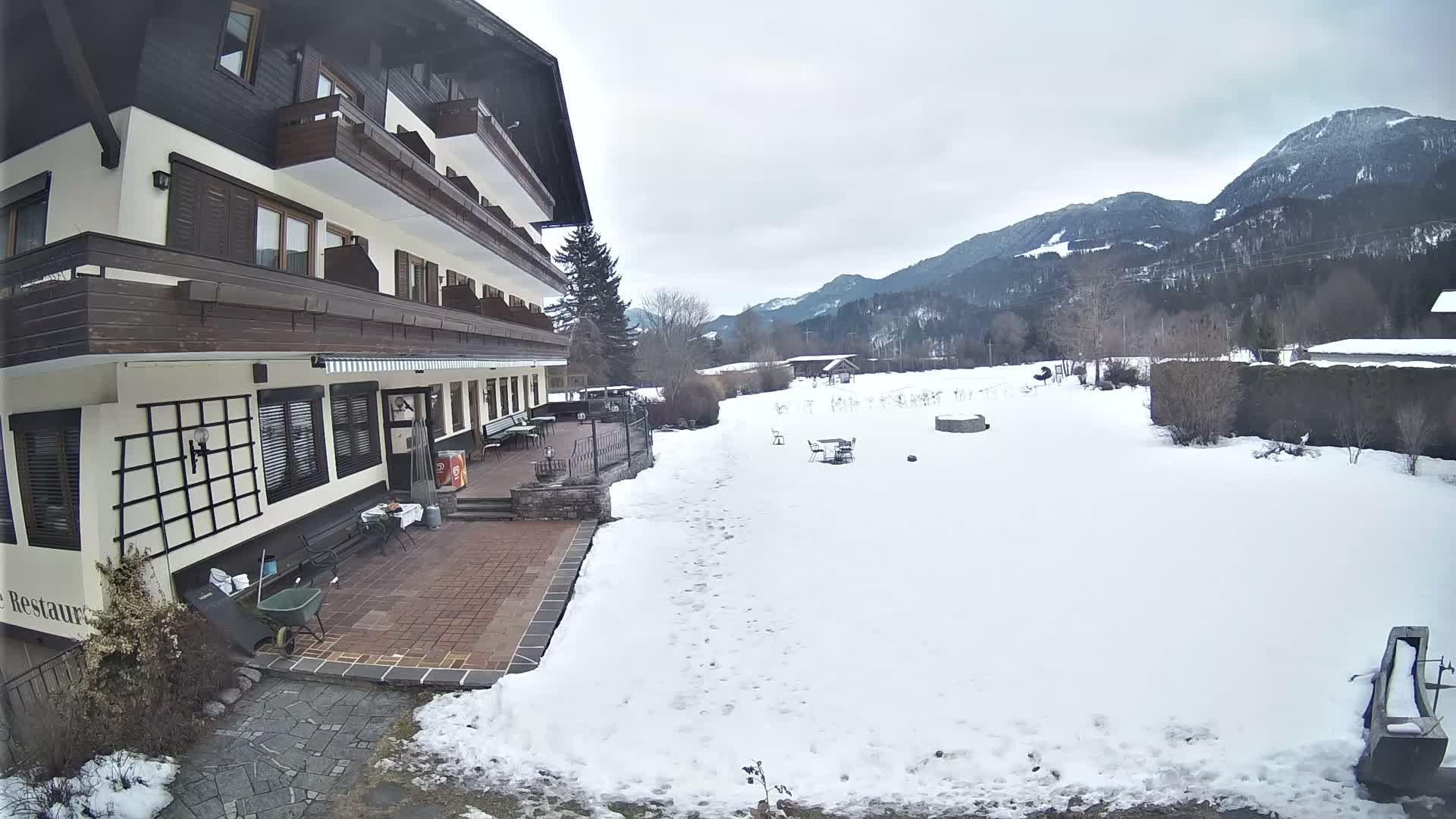 Berg im Drautal, GolfHotel Berghof & Drautalgolf Field Live Cam - Tratten, Berg im Drautal, Spittal an der Drau, Carinthia, Austria