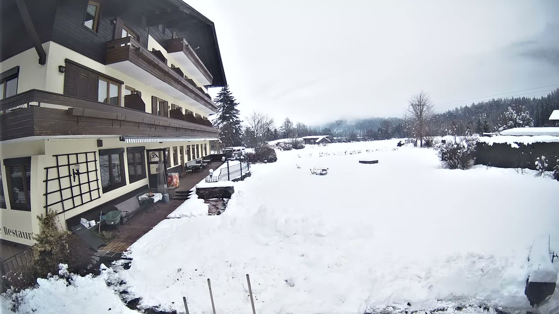 Berg im Drautal, GolfHotel Berghof & Drautalgolf Field Live Cam - Tratten, Berg im Drautal, Spittal an der Drau, Carinthia, Austria