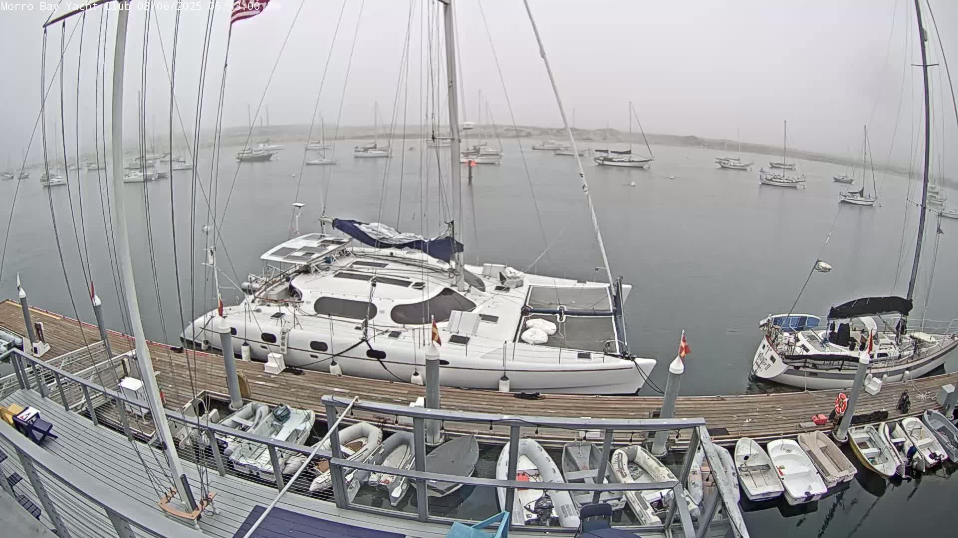 Morro Bay & Morro Bay Yatch Club Live Cam - Morro Bay, San Luis Obispo, California, USA