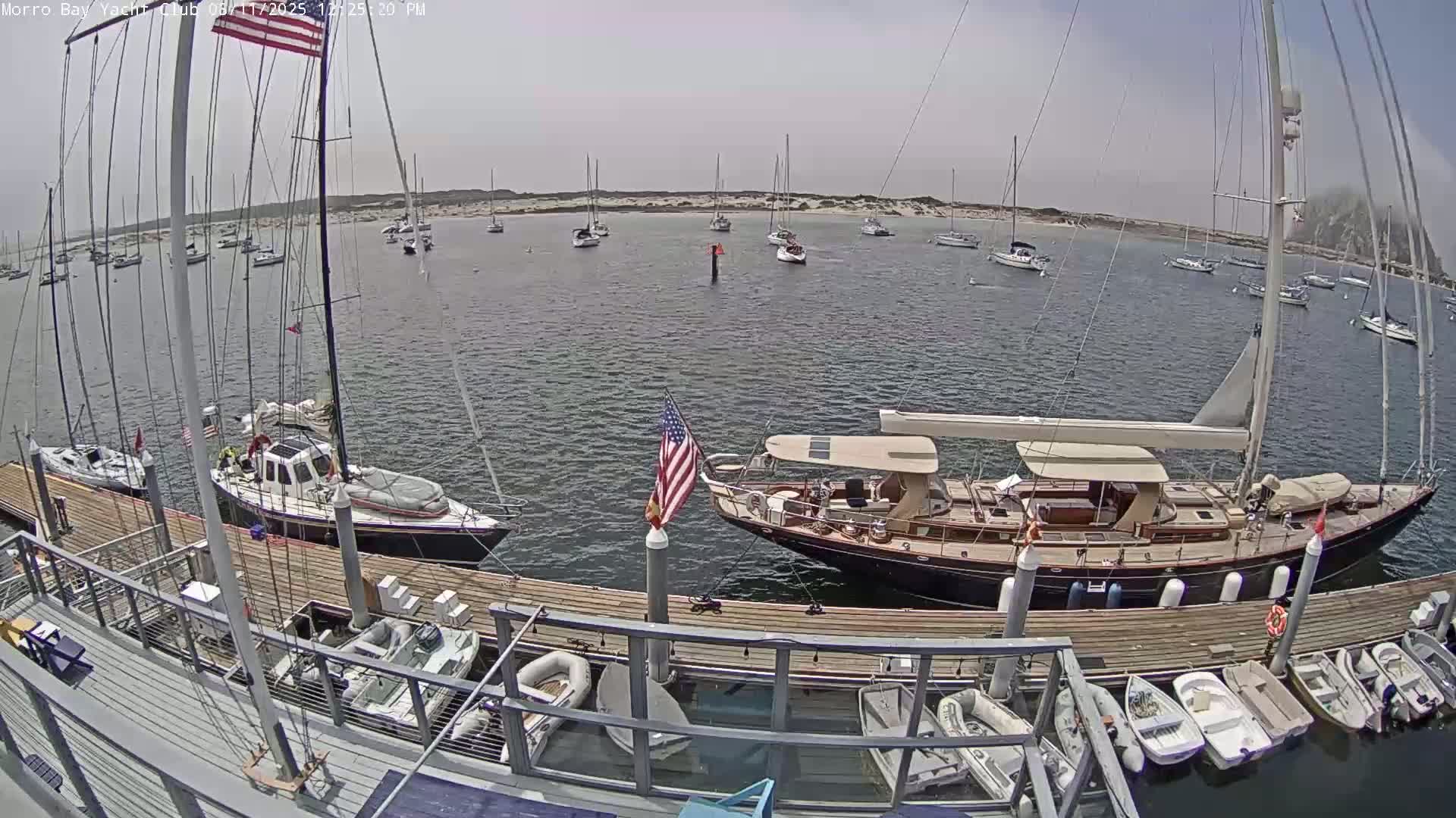 Morro Bay & Morro Bay Yatch Club Live Cam - Morro Bay, San Luis Obispo, California, USA