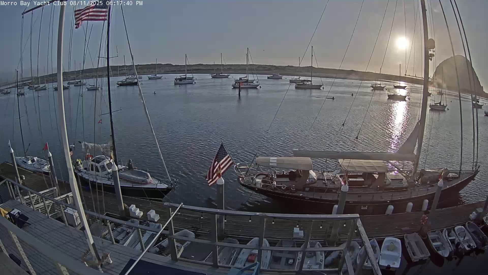 Morro Bay & Morro Bay Yatch Club Live Cam - Morro Bay, San Luis Obispo, California, USA