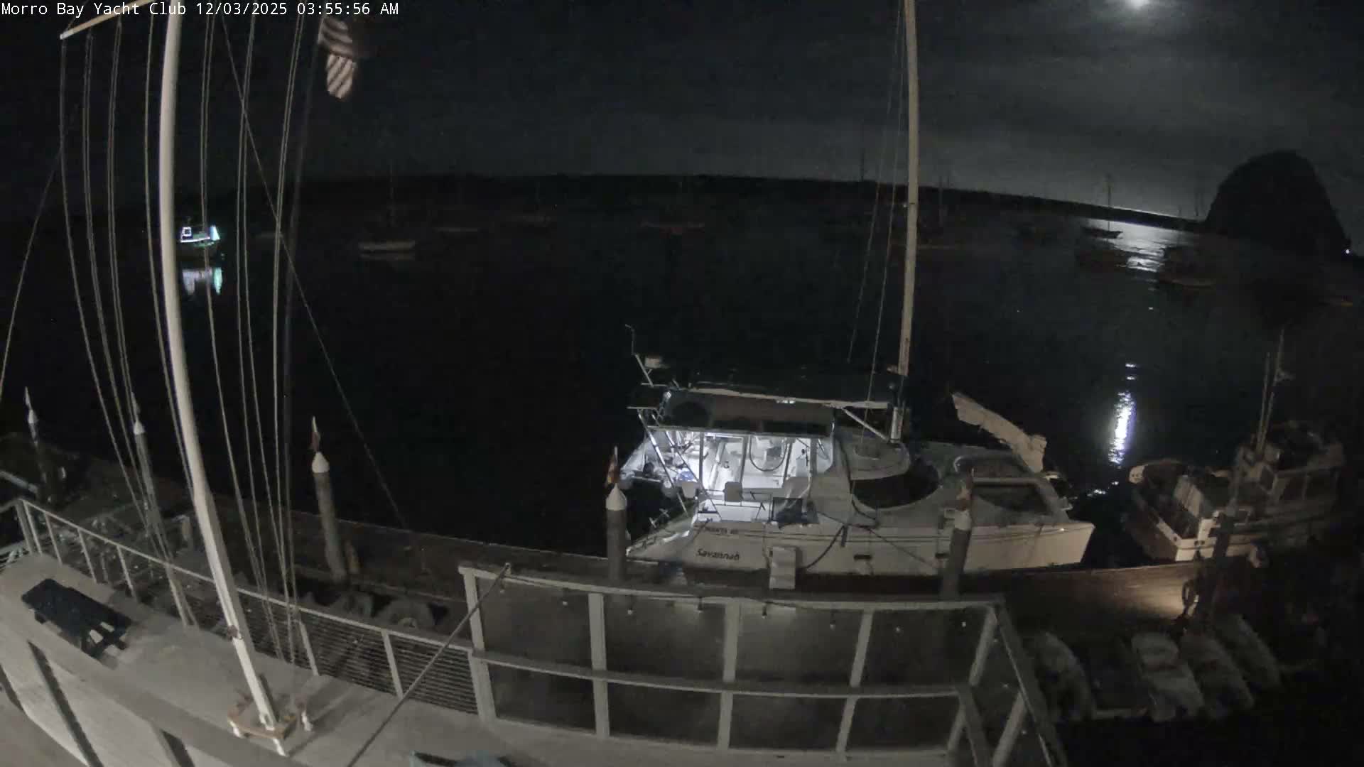 Morro Bay & Morro Bay Yatch Club Live Cam - Morro Bay, San Luis Obispo, California, USA