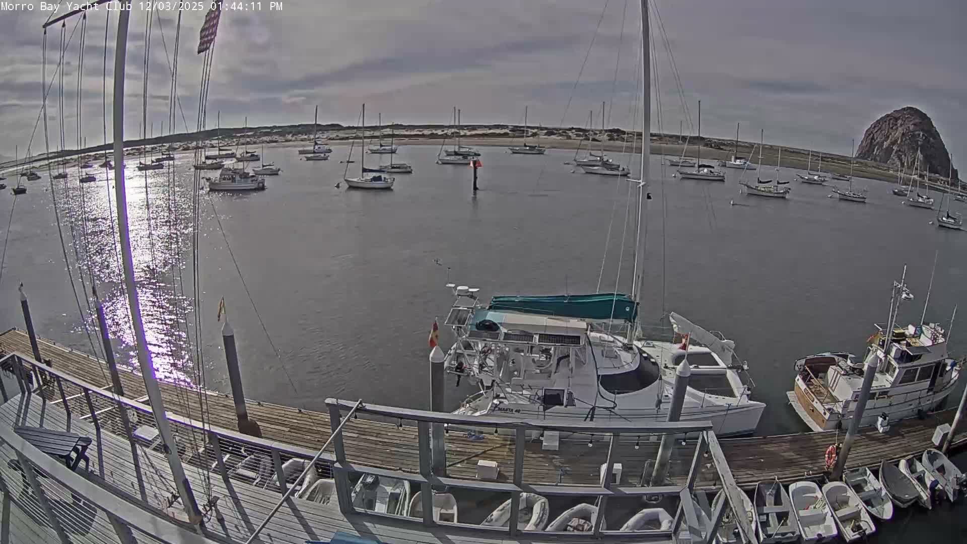 Morro Bay & Morro Bay Yatch Club Live Cam - Morro Bay, San Luis Obispo, California, USA