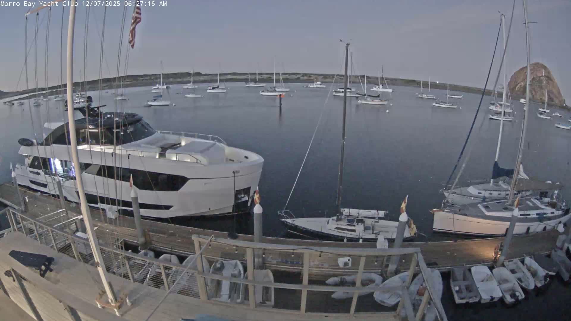 Morro Bay & Morro Bay Yatch Club Live Cam - Morro Bay, San Luis Obispo, California, USA