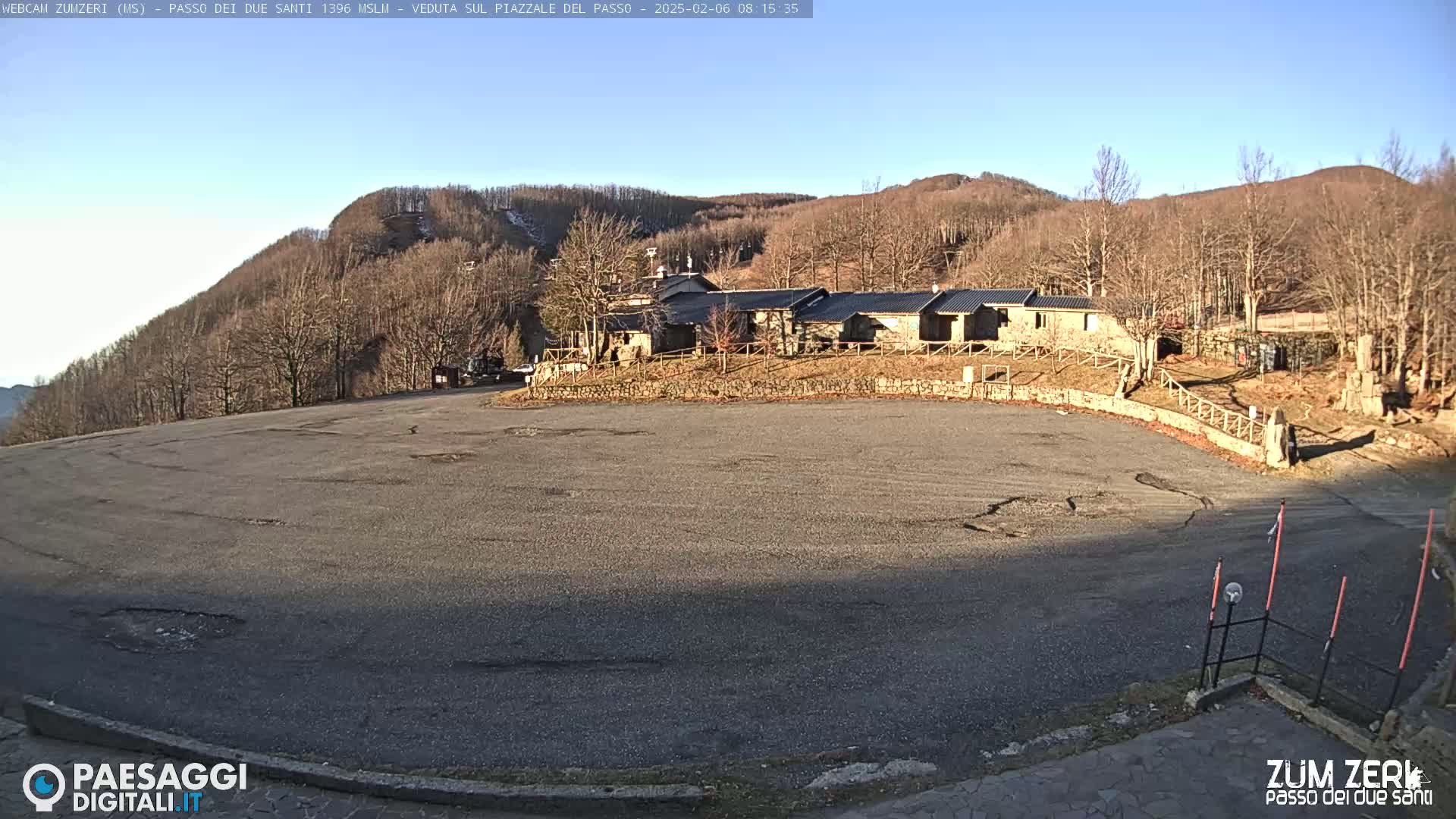  Zum Zeri Two Saints Pass in Lunigiana Live Cam - Massa & Carrara, Tuscany, Italy