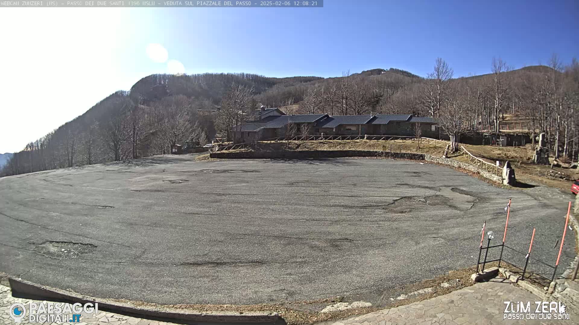  Zum Zeri Two Saints Pass in Lunigiana Live Cam - Massa & Carrara, Tuscany, Italy