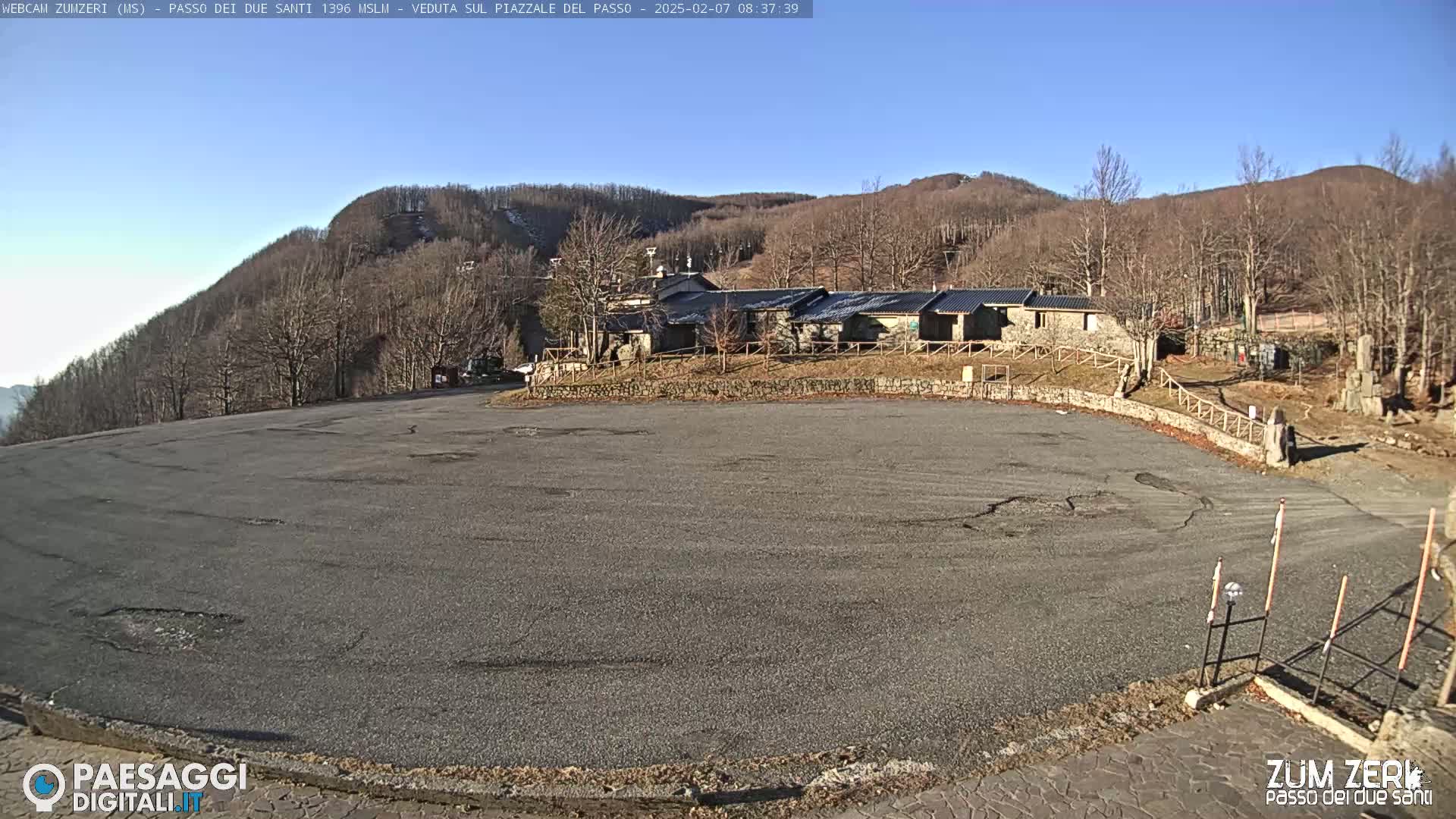  Zum Zeri Two Saints Pass in Lunigiana Live Cam - Massa & Carrara, Tuscany, Italy