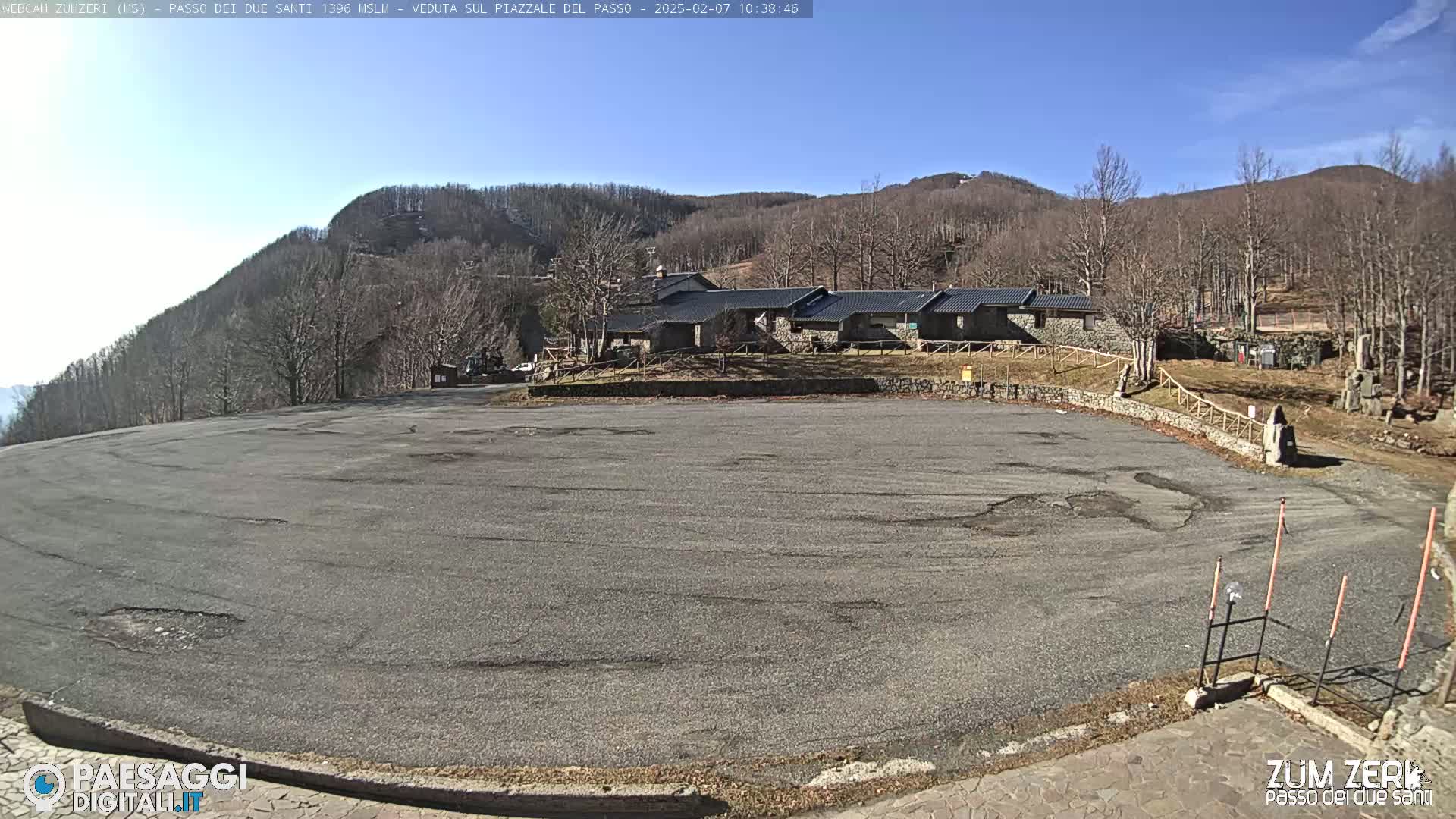  Zum Zeri Two Saints Pass in Lunigiana Live Cam - Massa & Carrara, Tuscany, Italy