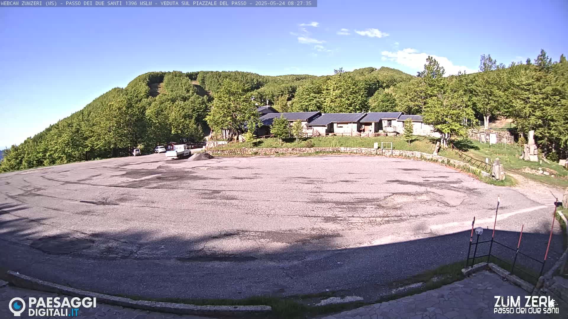  Zum Zeri Two Saints Pass in Lunigiana Live Cam - Massa & Carrara, Tuscany, Italy