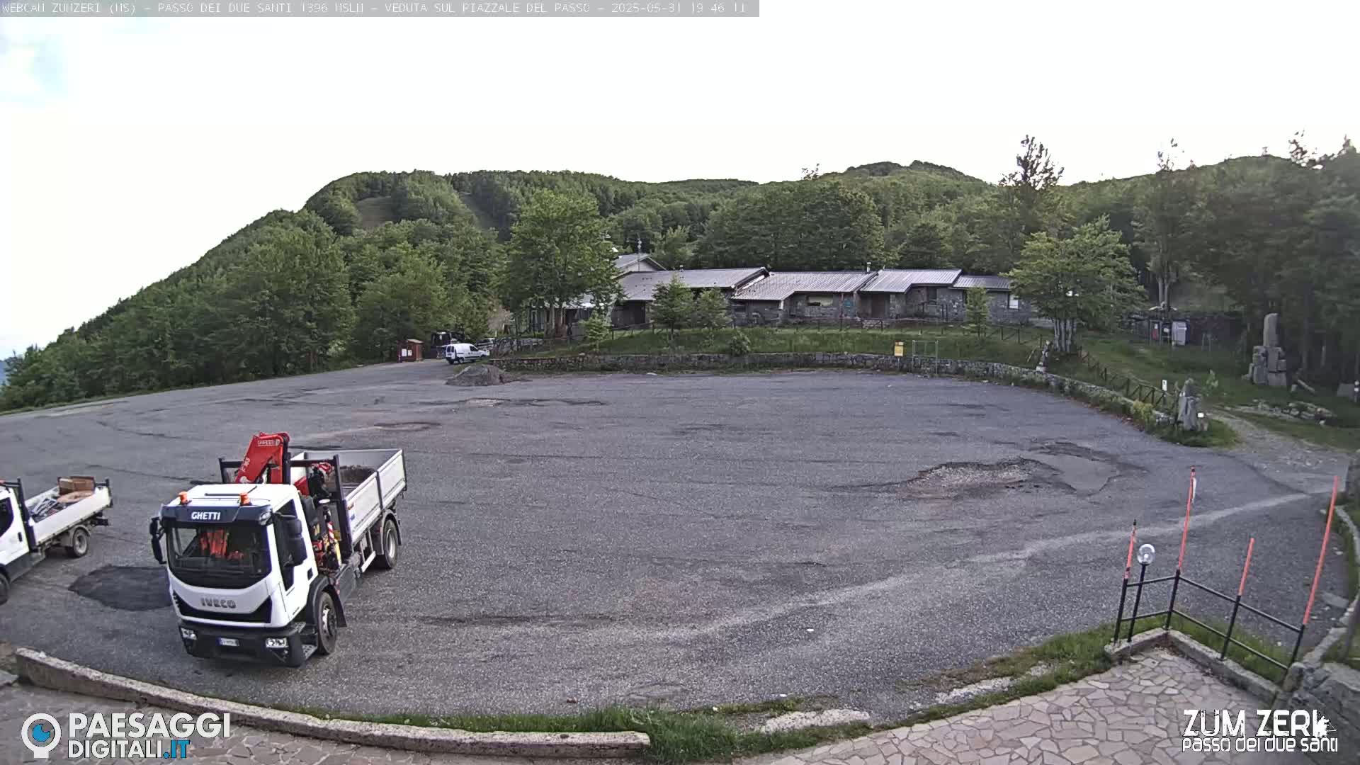  Zum Zeri Two Saints Pass in Lunigiana Live Cam - Massa & Carrara, Tuscany, Italy