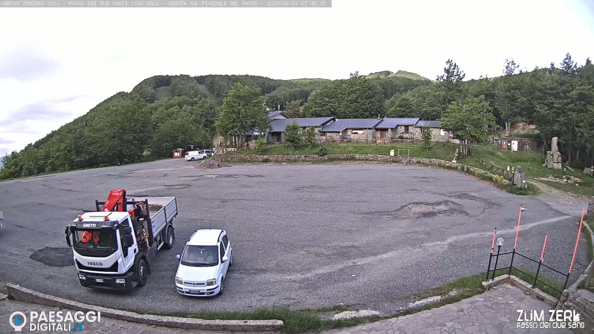  Zum Zeri Two Saints Pass in Lunigiana Live Cam - Massa & Carrara, Tuscany, Italy