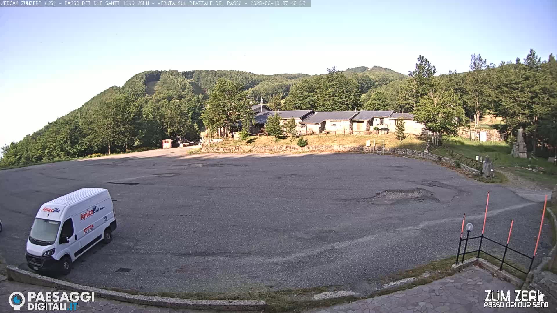  Zum Zeri Two Saints Pass in Lunigiana Live Cam - Massa & Carrara, Tuscany, Italy