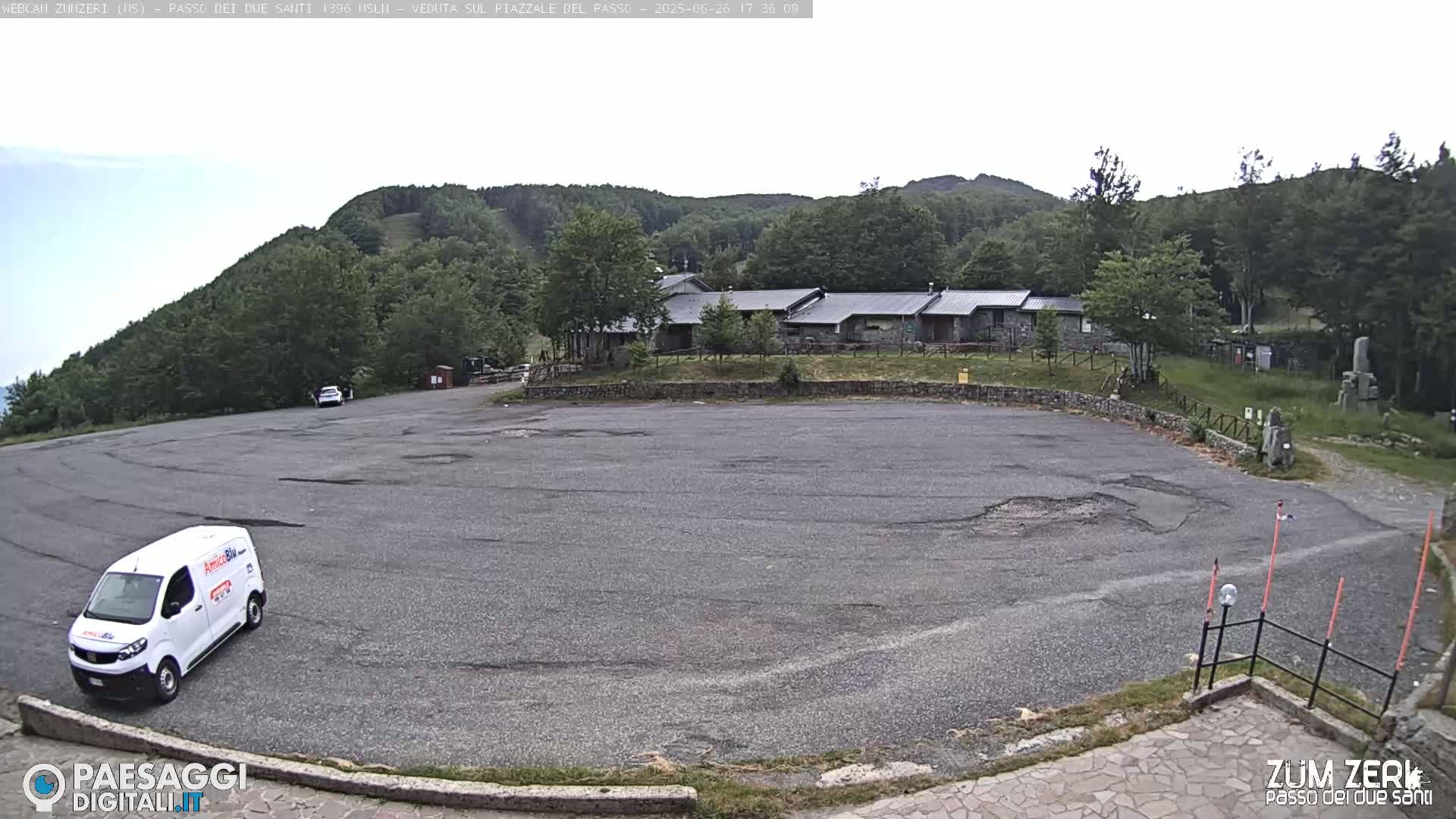 Zum Zeri Two Saints Pass in Lunigiana Live Cam - Massa & Carrara, Tuscany, Italy