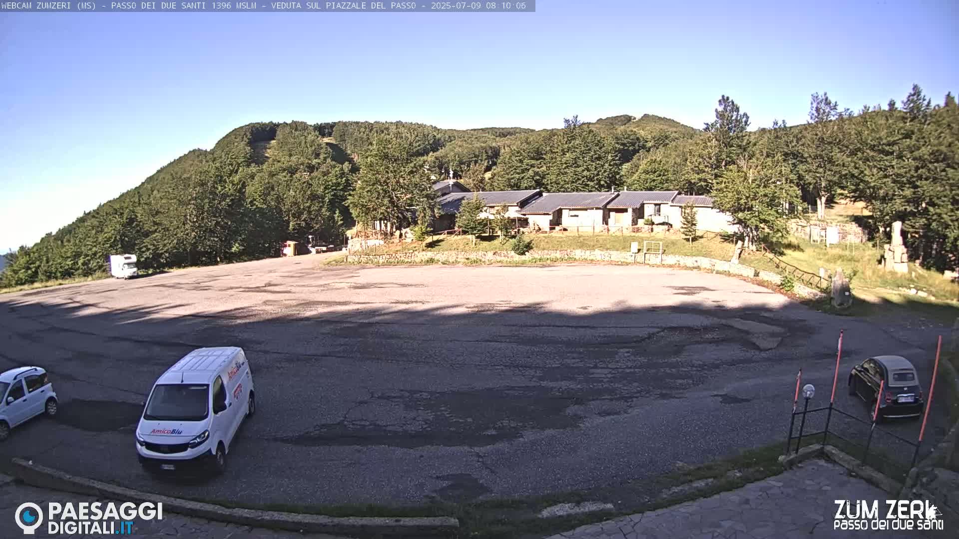  Zum Zeri Two Saints Pass in Lunigiana Live Cam - Massa & Carrara, Tuscany, Italy
