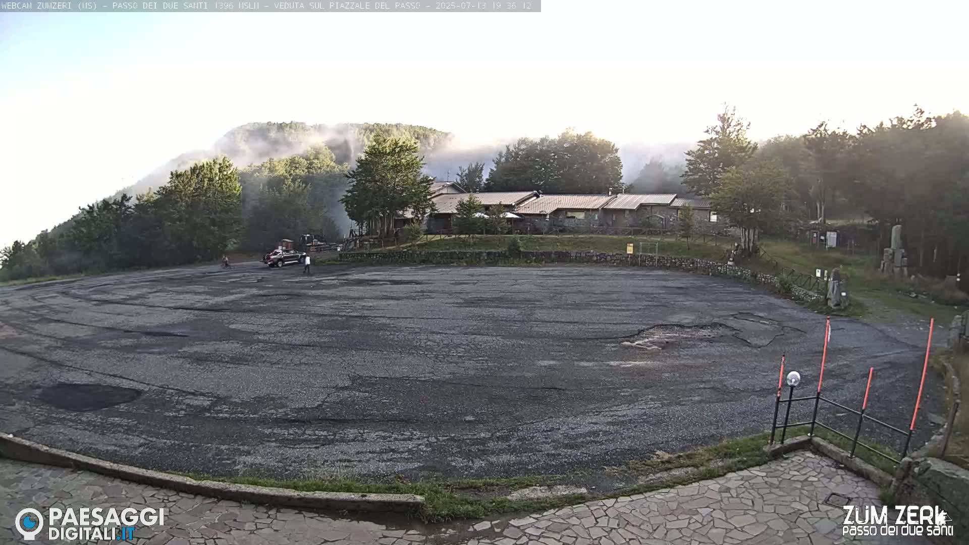  Zum Zeri Two Saints Pass in Lunigiana Live Cam - Massa & Carrara, Tuscany, Italy