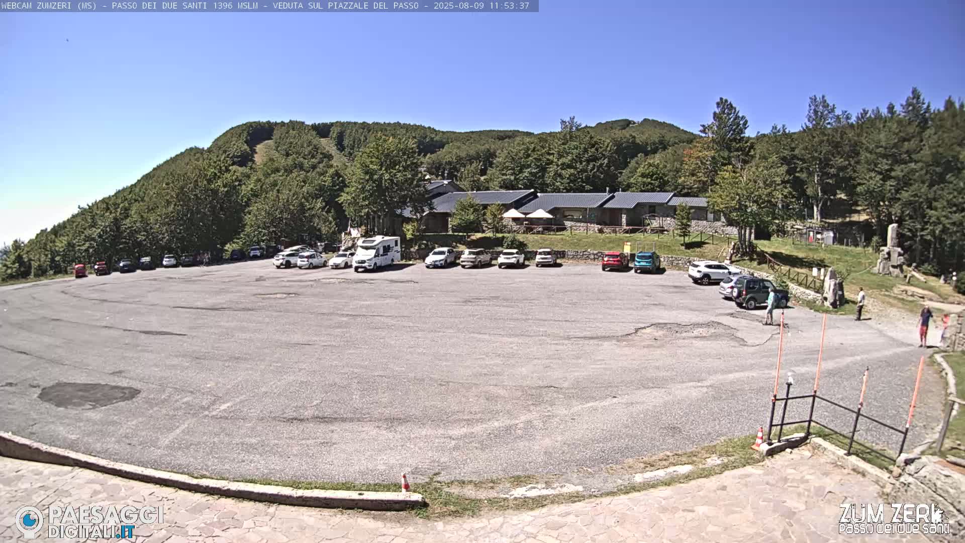  Zum Zeri Two Saints Pass in Lunigiana Live Cam - Massa & Carrara, Tuscany, Italy
