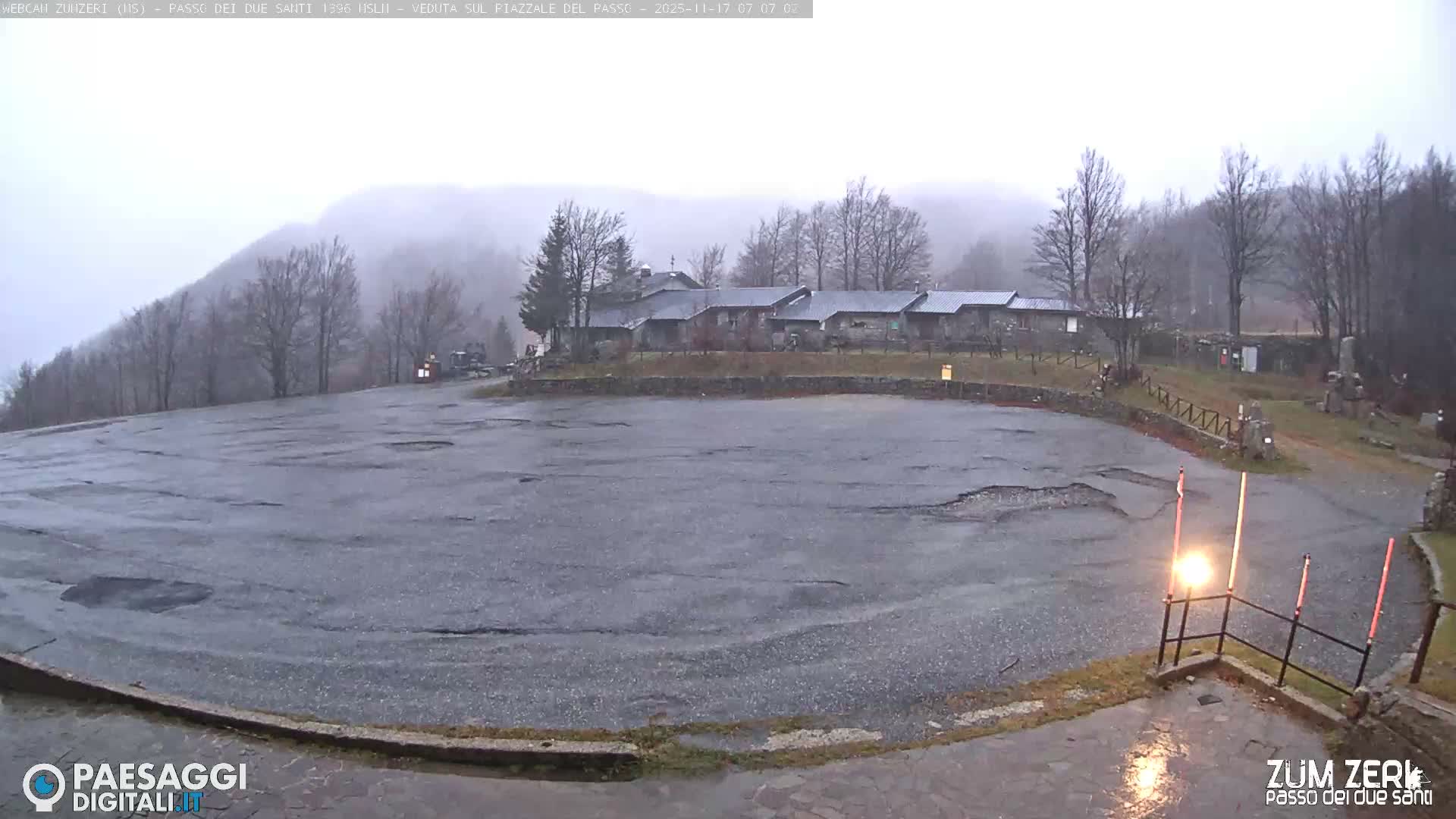  Zum Zeri Two Saints Pass in Lunigiana Live Cam - Massa & Carrara, Tuscany, Italy