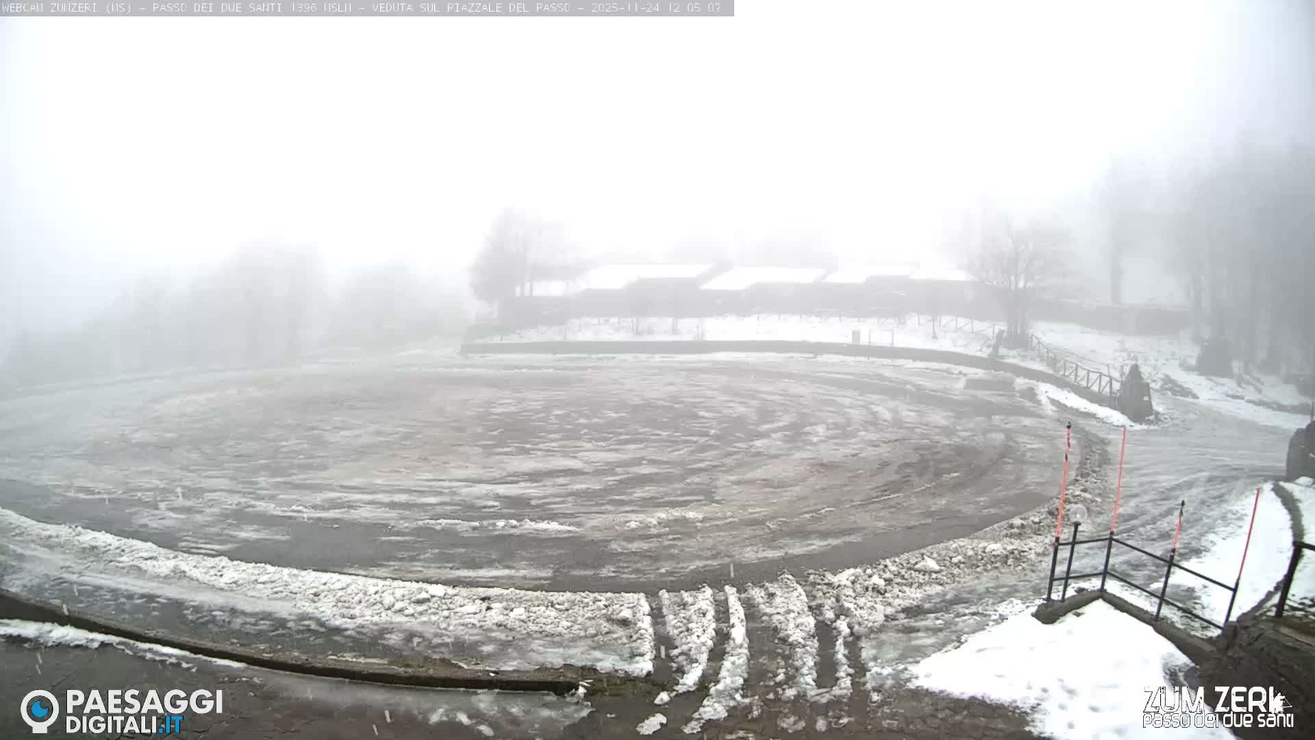  Zum Zeri Two Saints Pass in Lunigiana Live Cam - Massa & Carrara, Tuscany, Italy