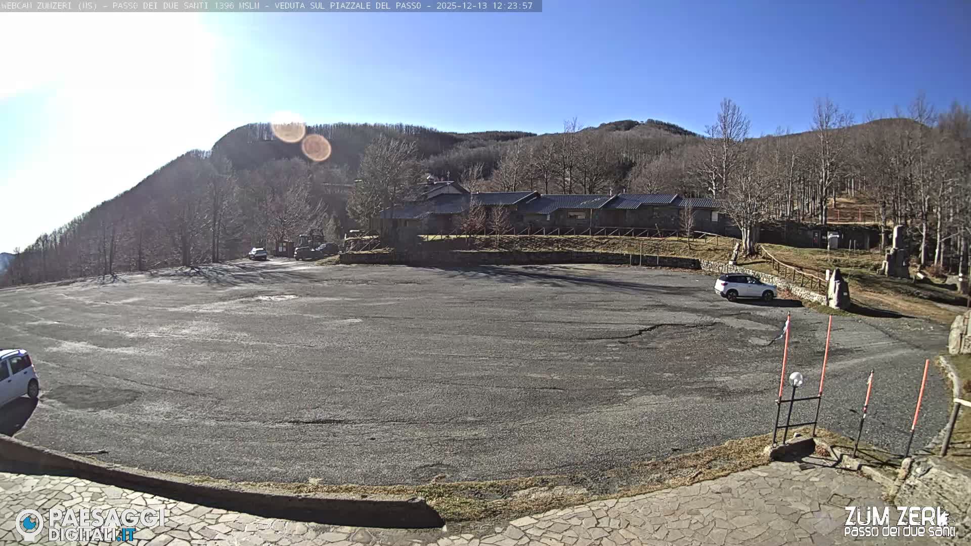  Zum Zeri Two Saints Pass in Lunigiana Live Cam - Massa & Carrara, Tuscany, Italy