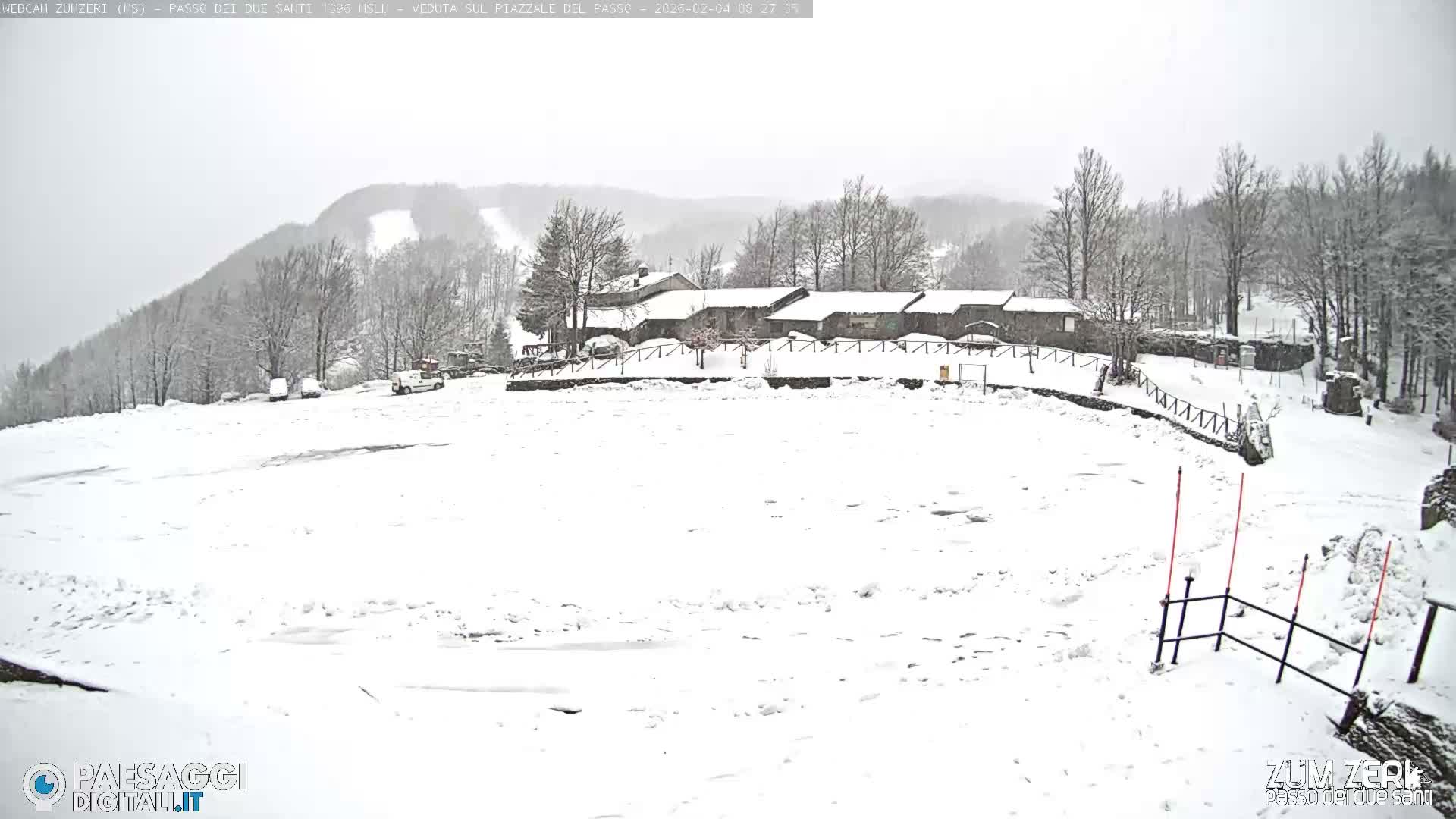  Zum Zeri Two Saints Pass in Lunigiana Live Cam - Massa & Carrara, Tuscany, Italy