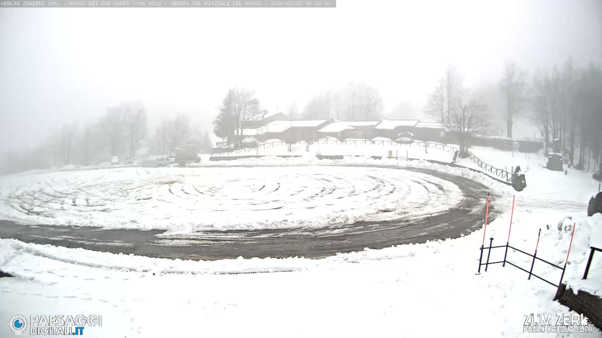  Zum Zeri Two Saints Pass in Lunigiana Live Cam - Massa & Carrara, Tuscany, Italy