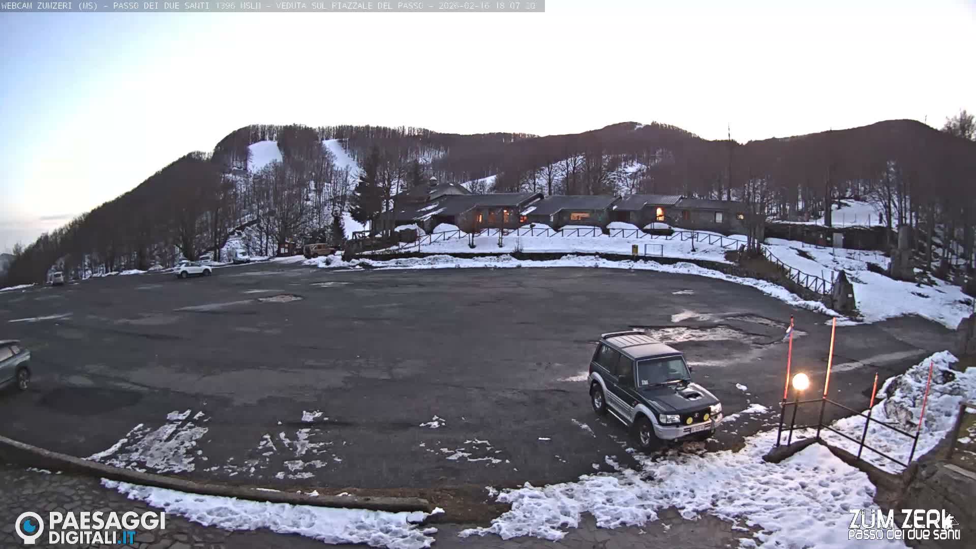  Zum Zeri Two Saints Pass in Lunigiana Live Cam - Massa & Carrara, Tuscany, Italy