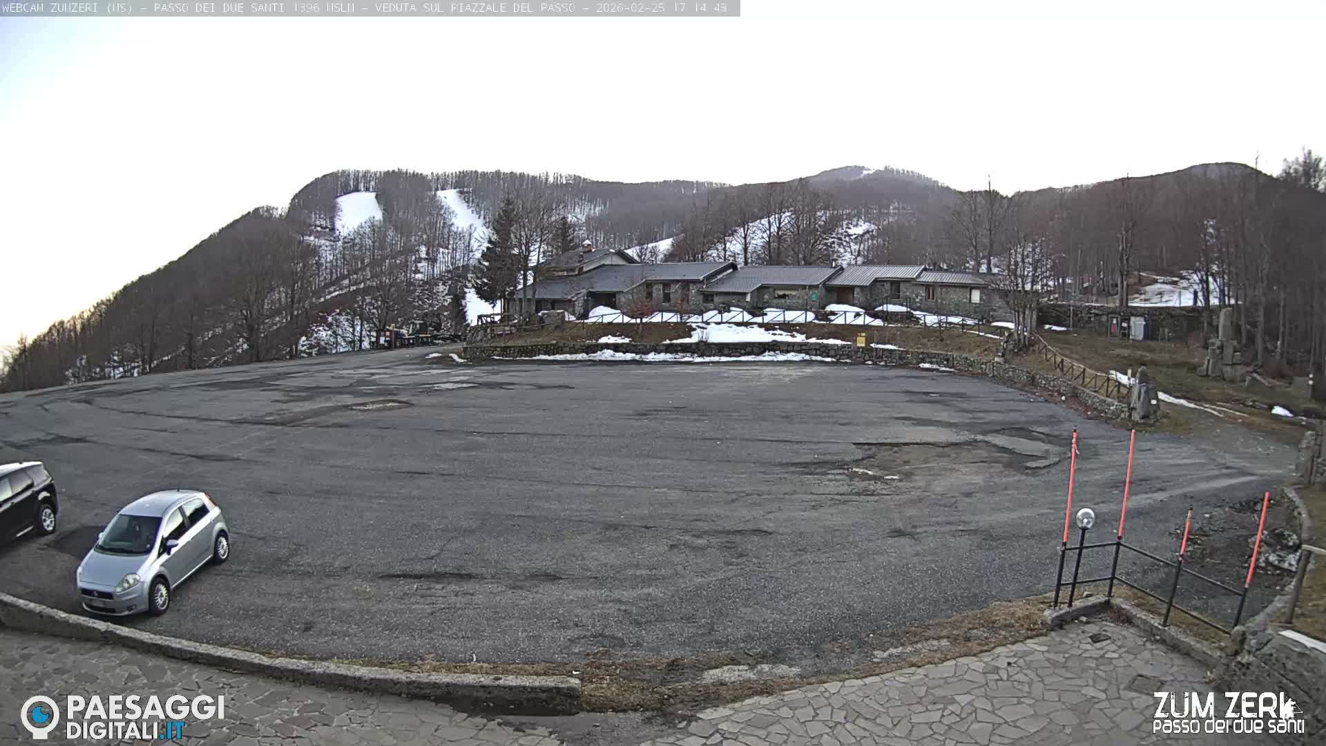  Zum Zeri Two Saints Pass in Lunigiana Live Cam - Massa & Carrara, Tuscany, Italy