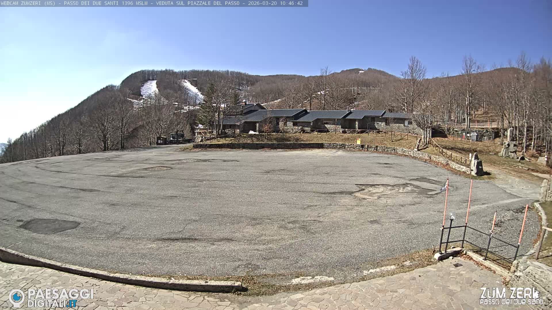  Zum Zeri Two Saints Pass in Lunigiana Live Cam - Massa & Carrara, Tuscany, Italy