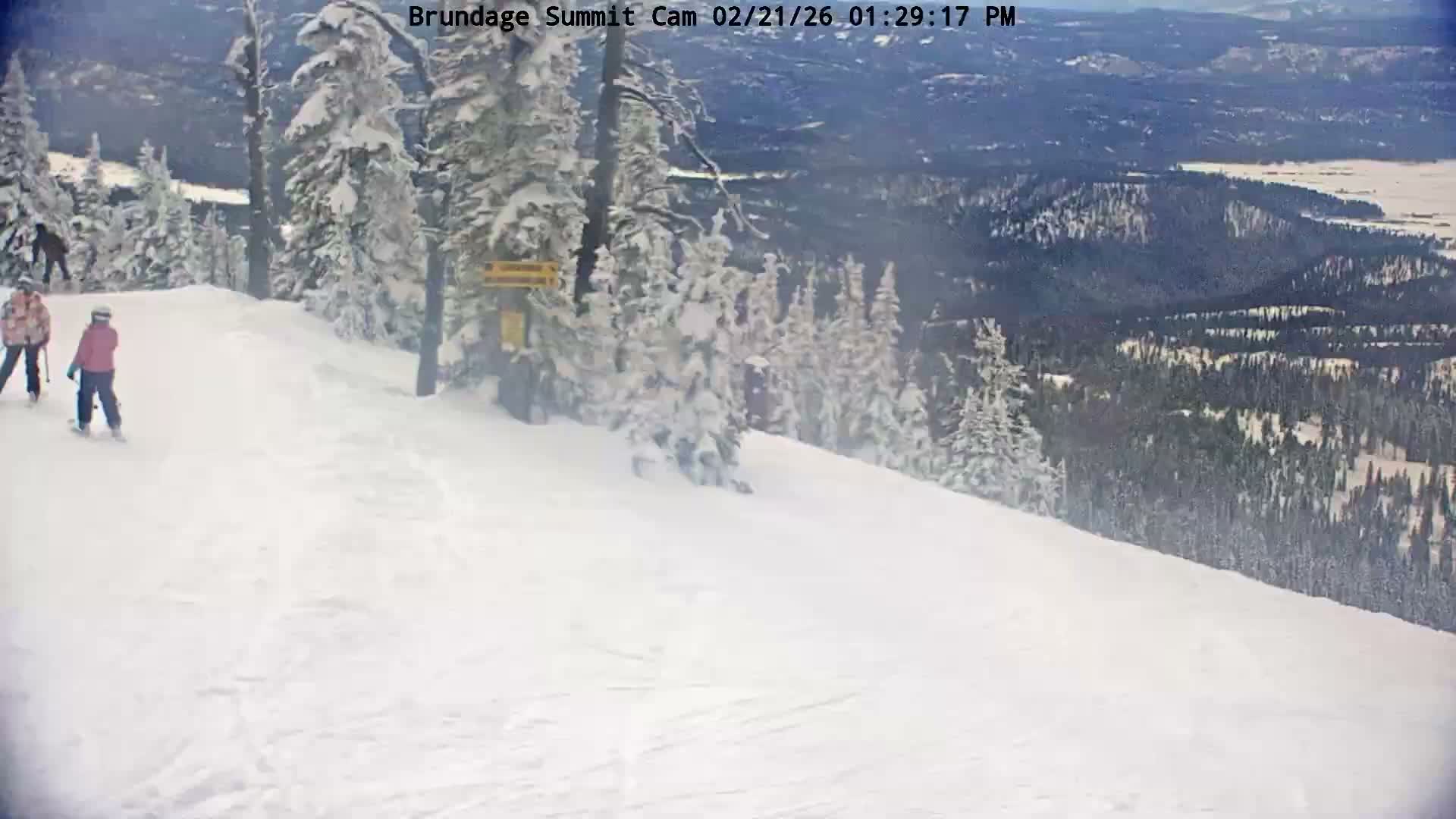 Brundage Mountain Summit Panaromic 360 View Live Cam - McCall, Valley, Idaho, USA