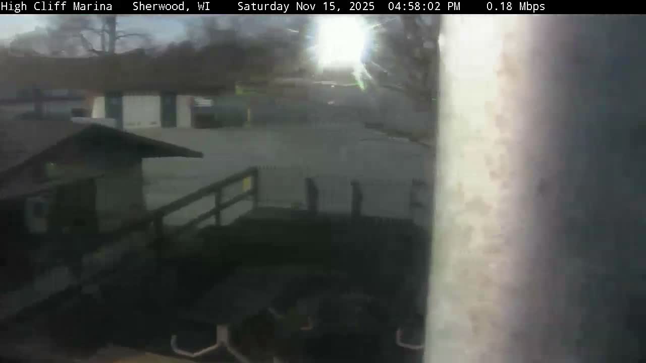 Sherwood, High Cliff Marina Live Cam - Sherwood, Calumet, Wisconsin, USA