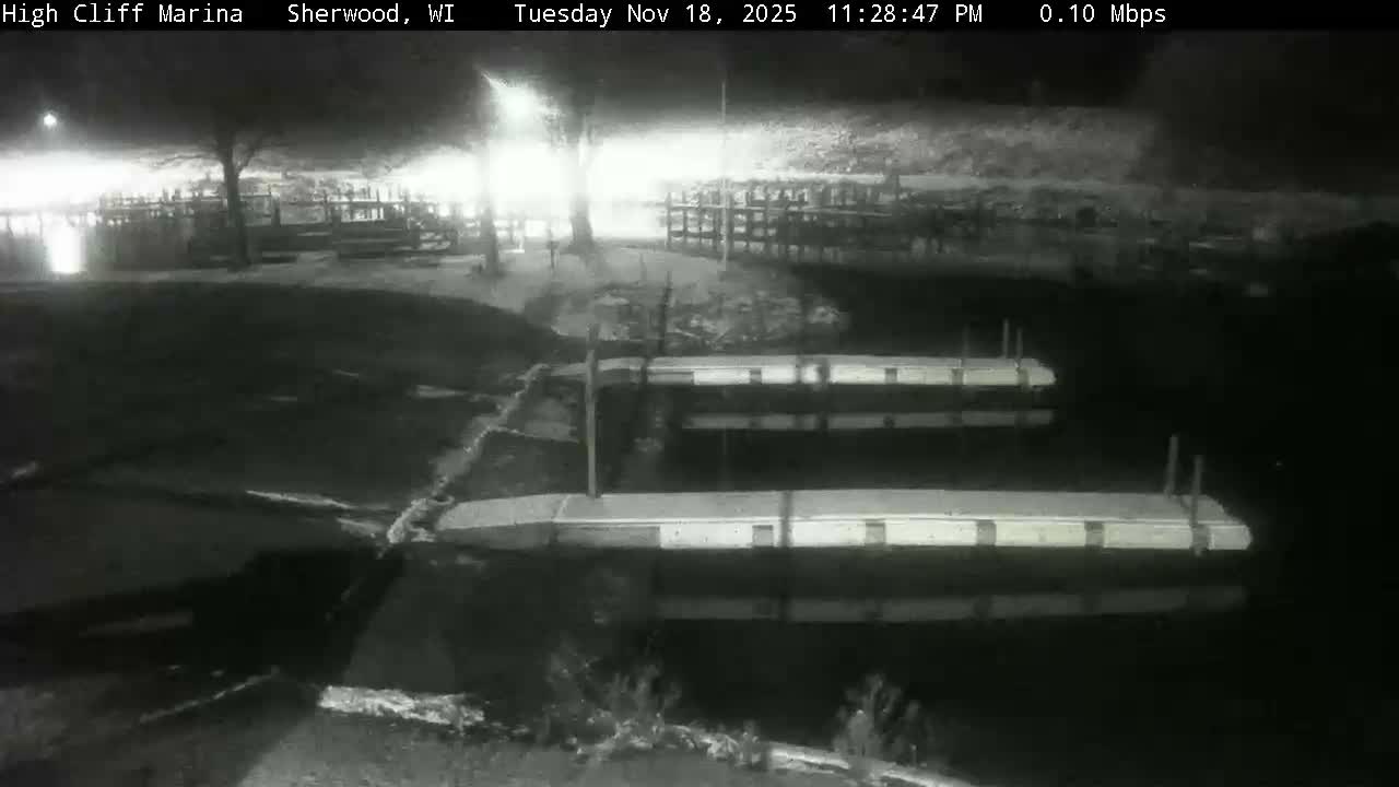 Sherwood, High Cliff Marina Live Cam - Sherwood, Calumet, Wisconsin, USA