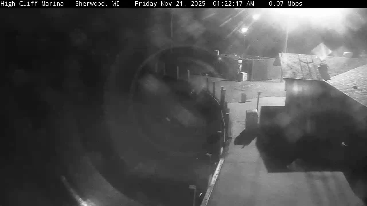 Sherwood, High Cliff Marina Live Cam - Sherwood, Calumet, Wisconsin, USA