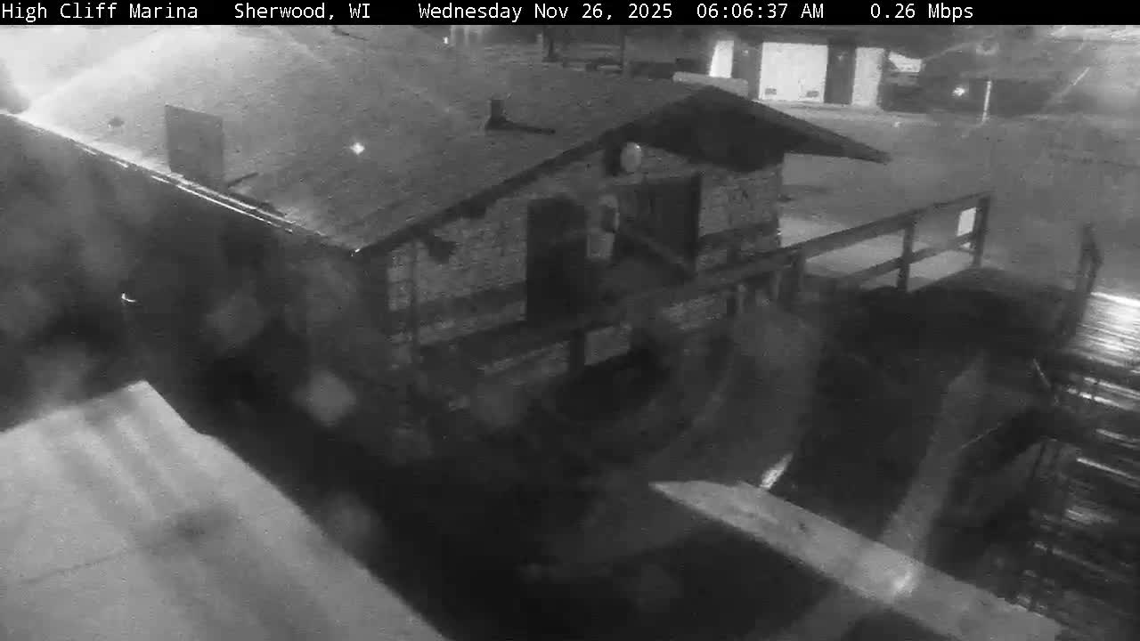 Sherwood, High Cliff Marina Live Cam - Sherwood, Calumet, Wisconsin, USA