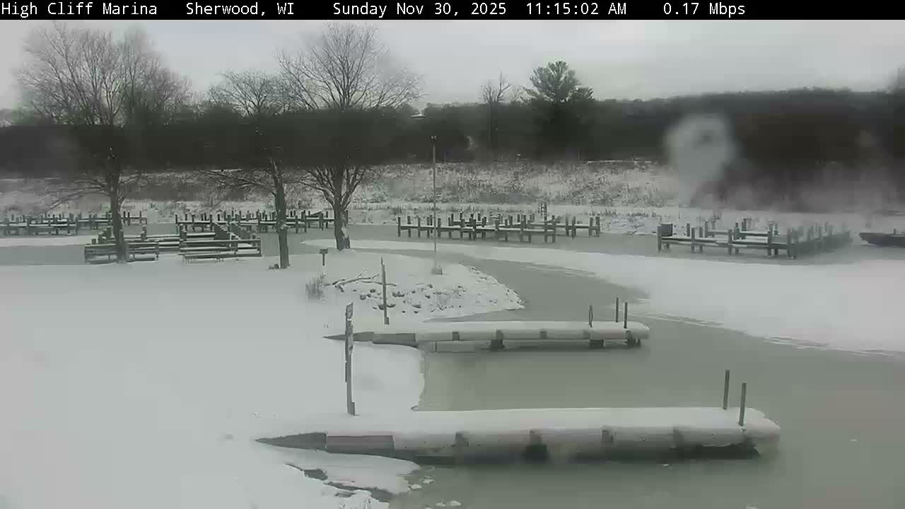 Sherwood, High Cliff Marina Live Cam - Sherwood, Calumet, Wisconsin, USA