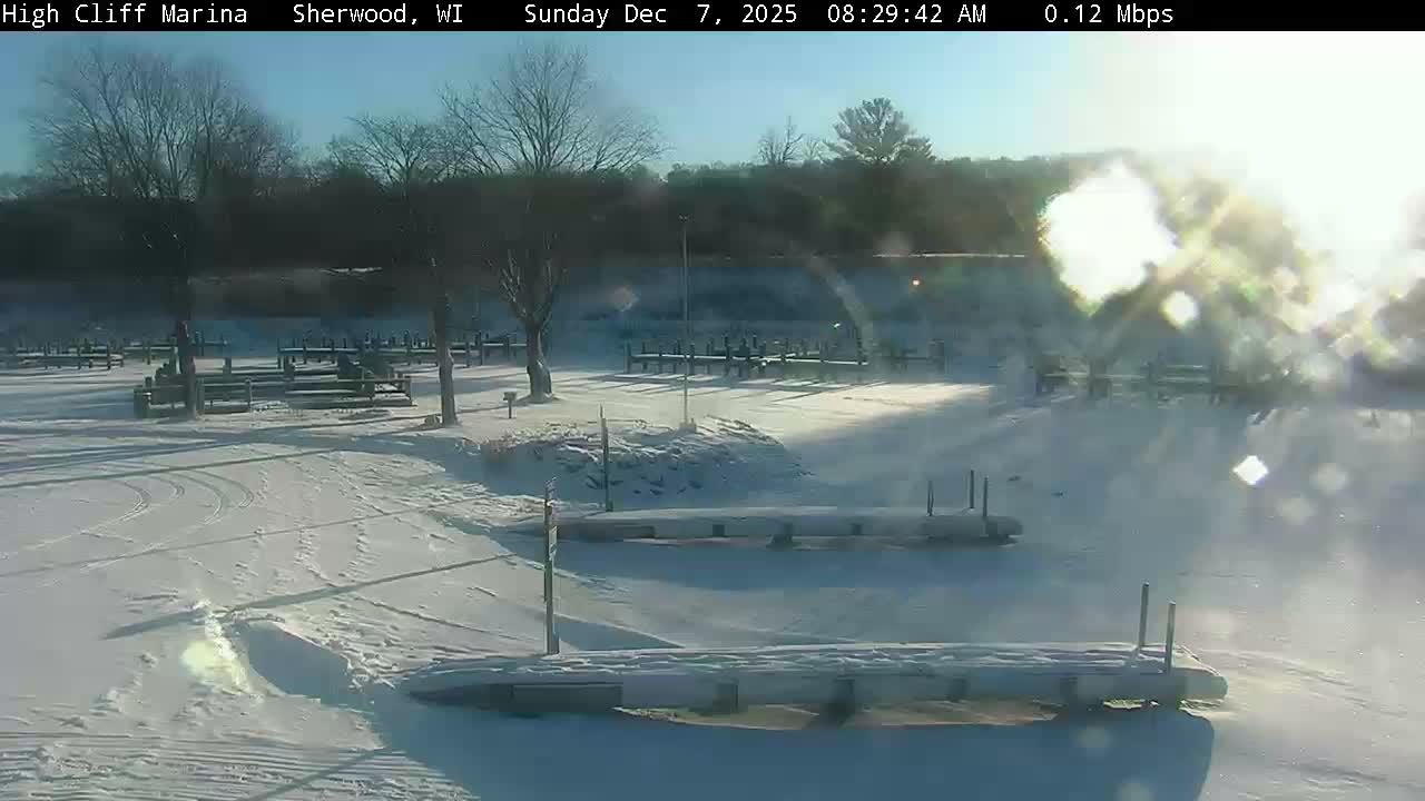 Sherwood, High Cliff Marina Live Cam - Sherwood, Calumet, Wisconsin, USA