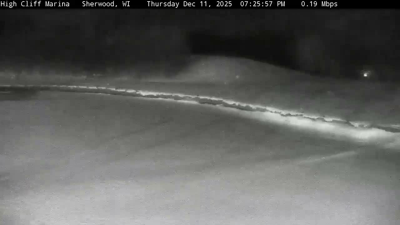 Sherwood, High Cliff Marina Live Cam - Sherwood, Calumet, Wisconsin, USA