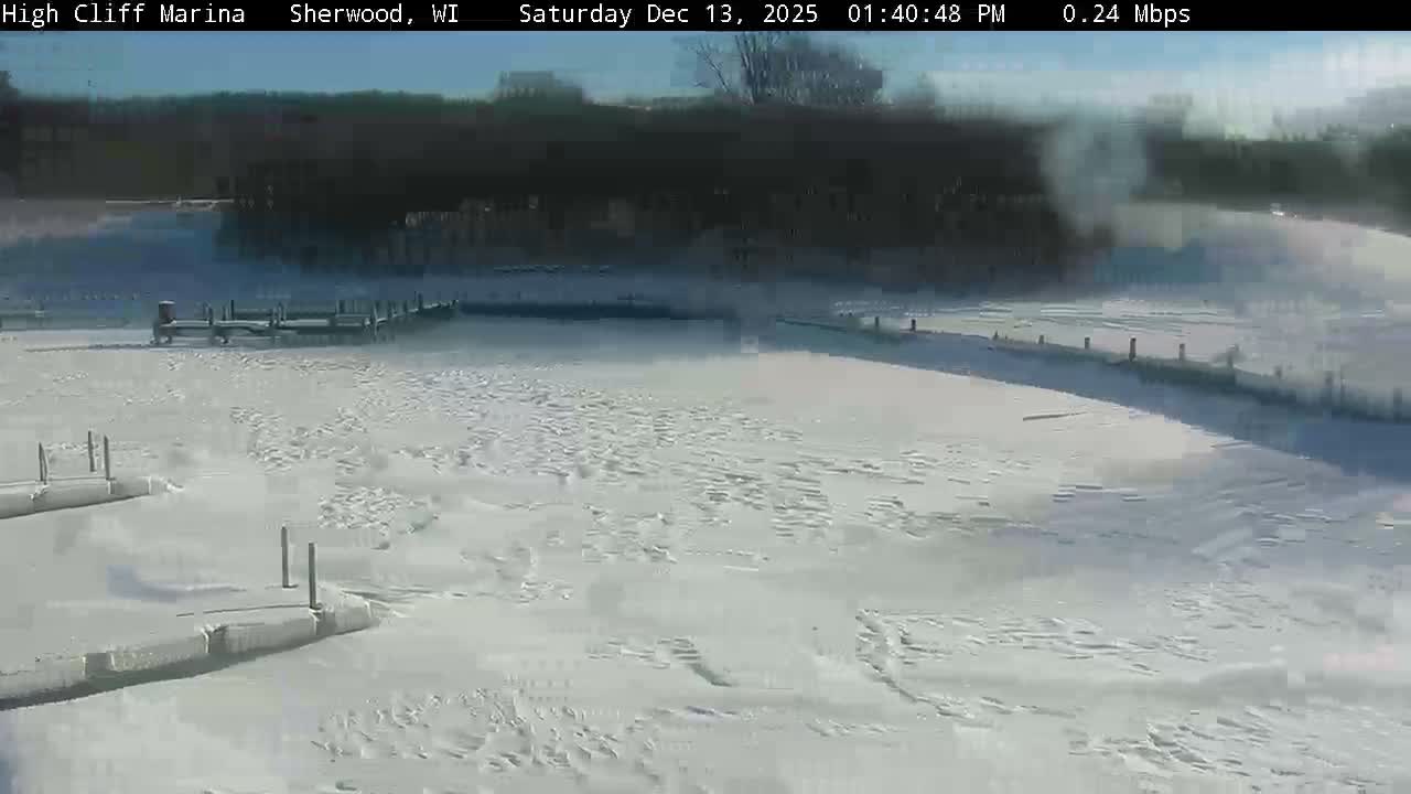 Sherwood, High Cliff Marina Live Cam - Sherwood, Calumet, Wisconsin, USA