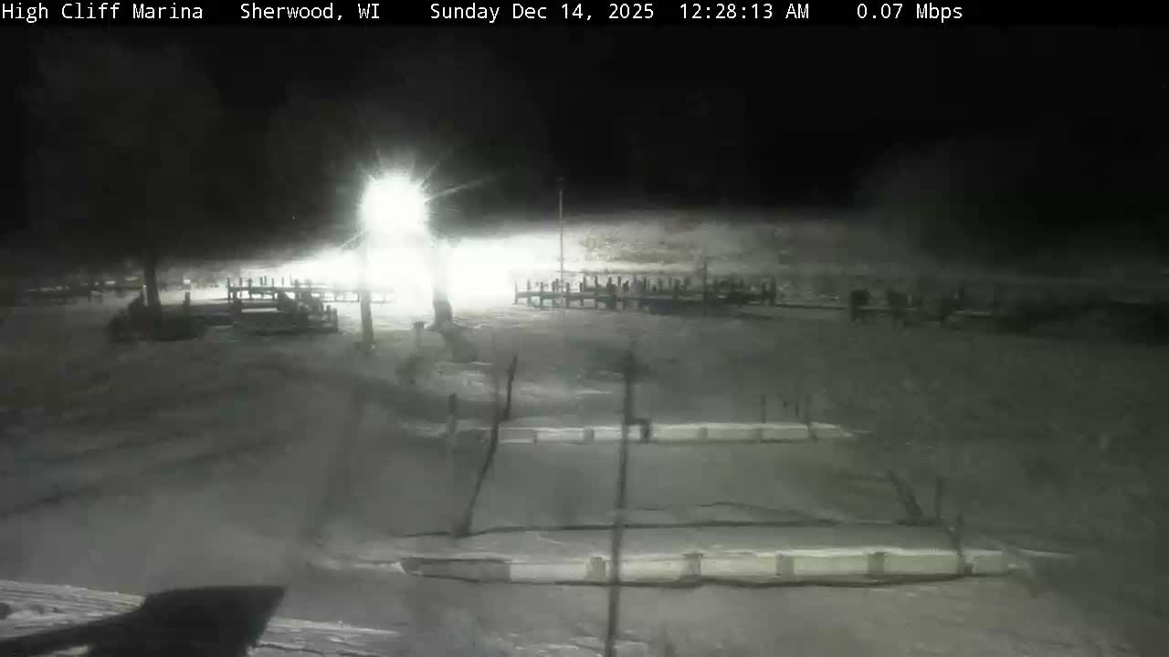Sherwood, High Cliff Marina Live Cam - Sherwood, Calumet, Wisconsin, USA