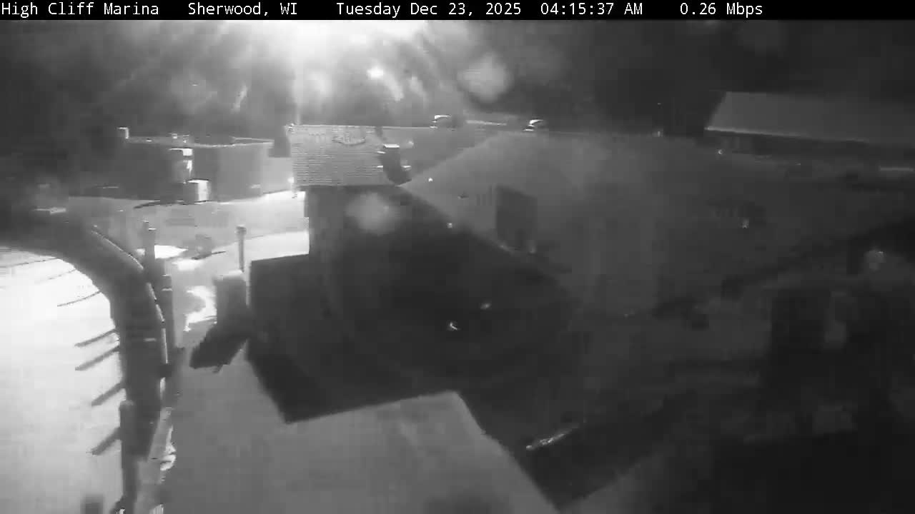 Sherwood, High Cliff Marina Live Cam - Sherwood, Calumet, Wisconsin, USA